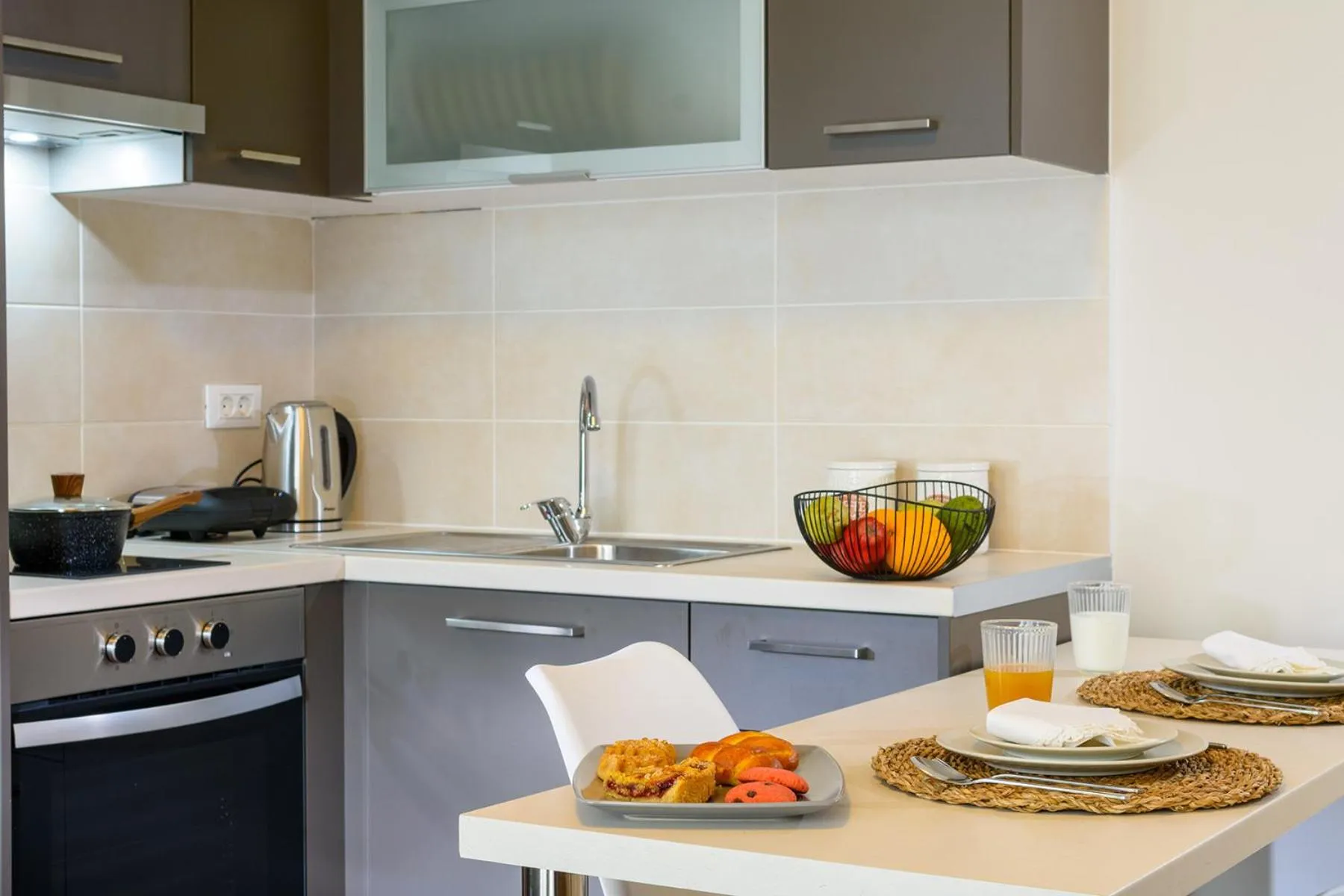 Kitchen or kitchenette in Elounda Colour Apartments