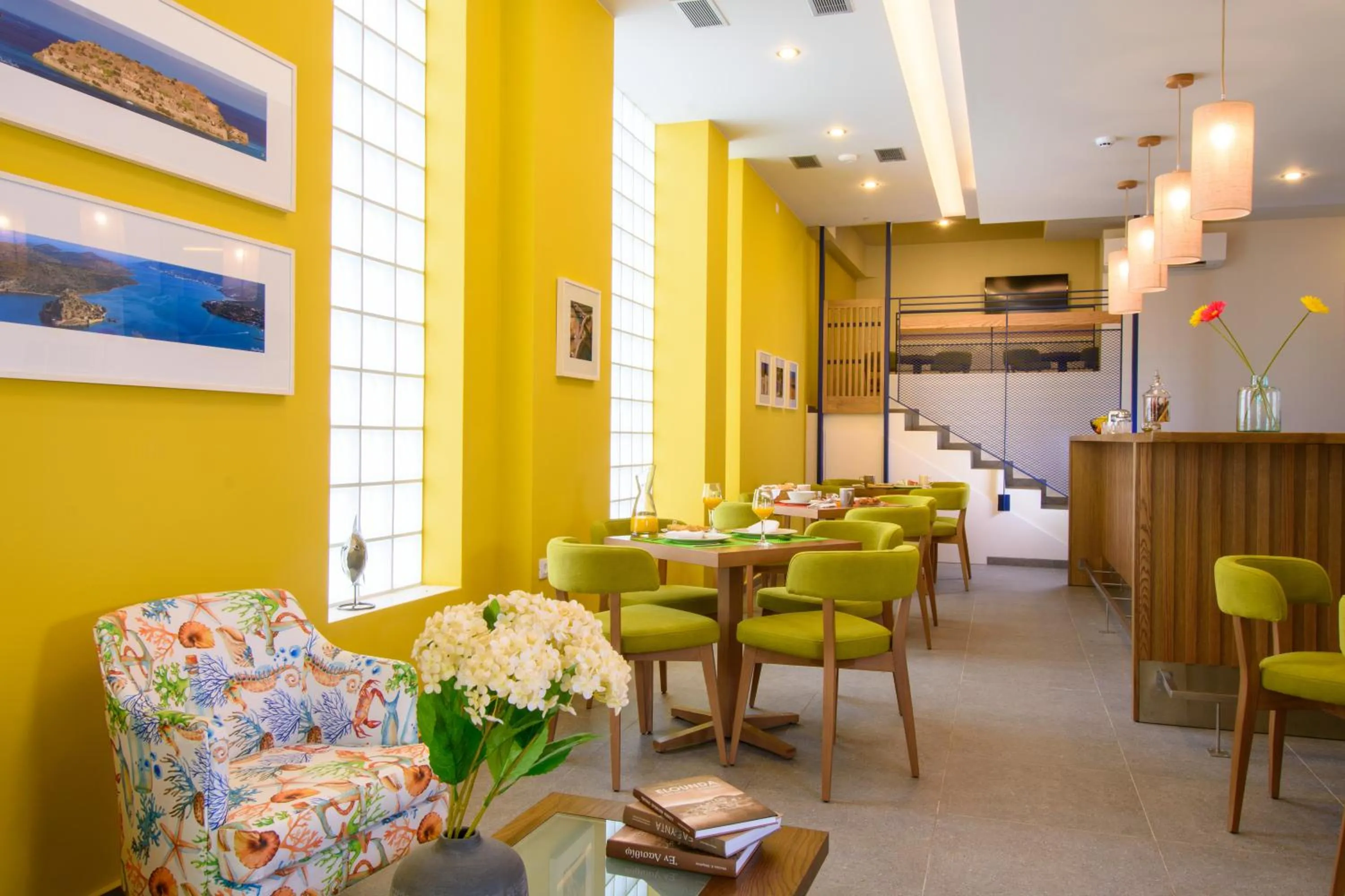 Nightclub / DJ in Elounda Colour Apartments