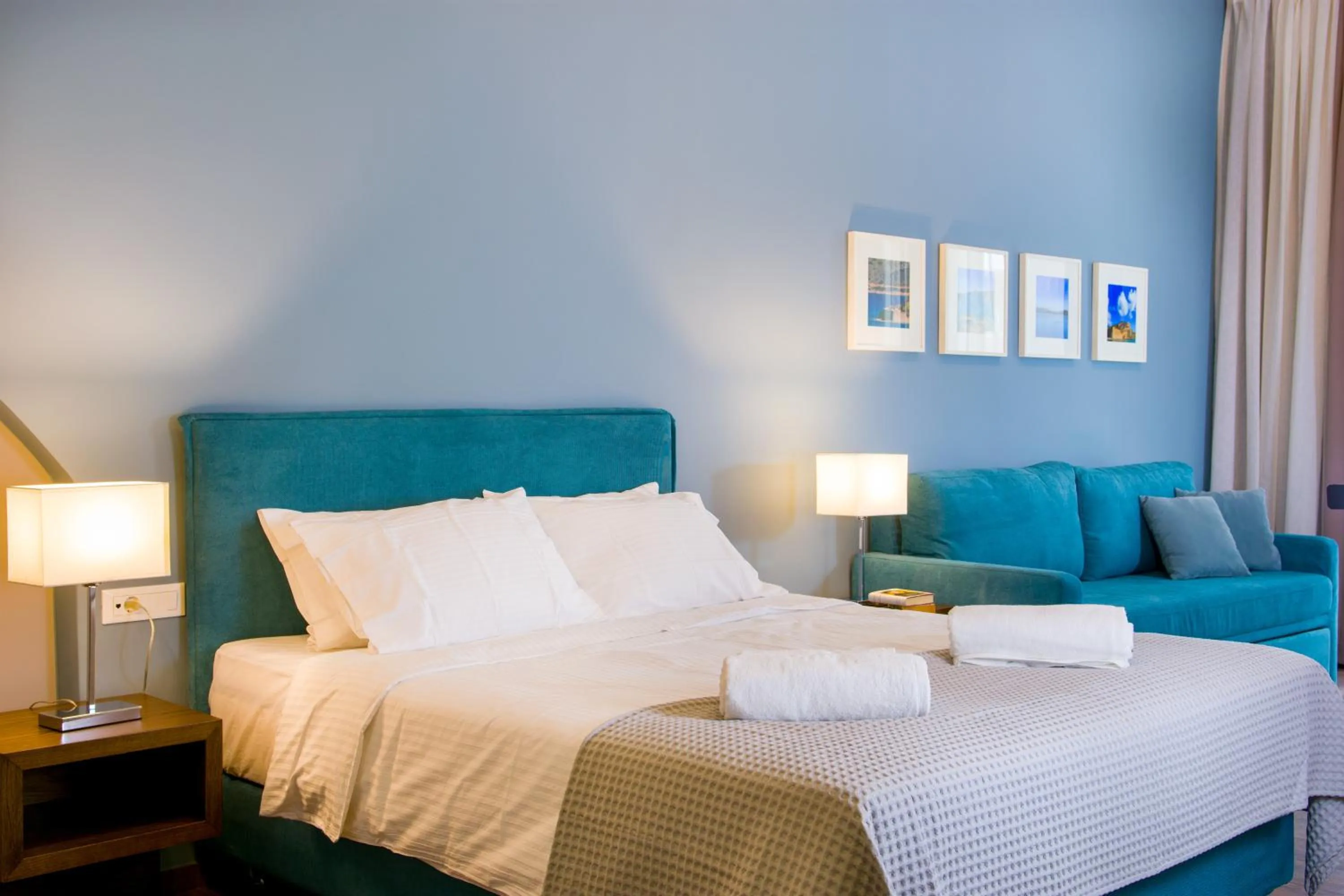 Photo of the whole room, Bed in Elounda Colour Apartments