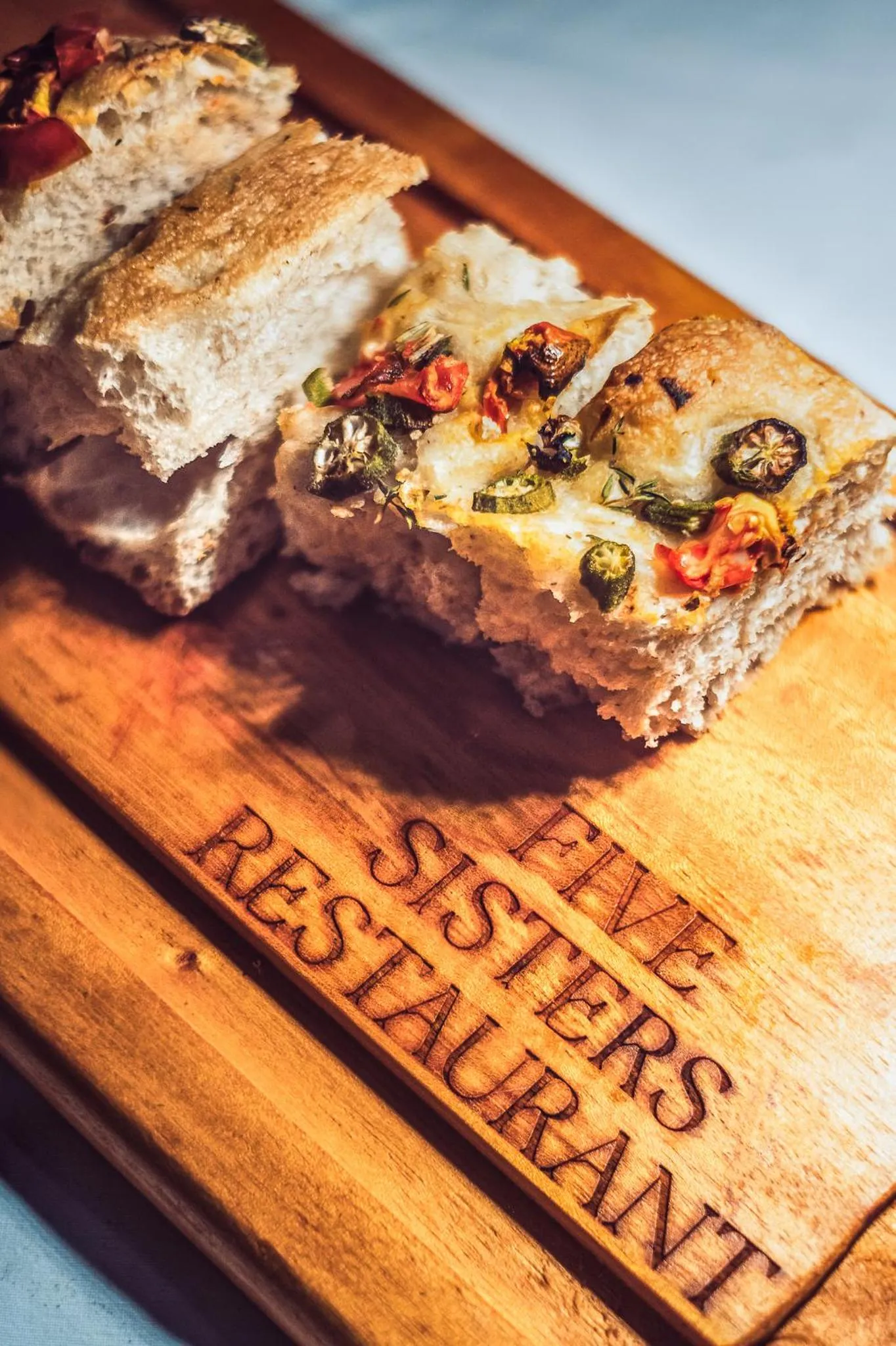 Restaurant/places to eat in Gaia Riverlodge