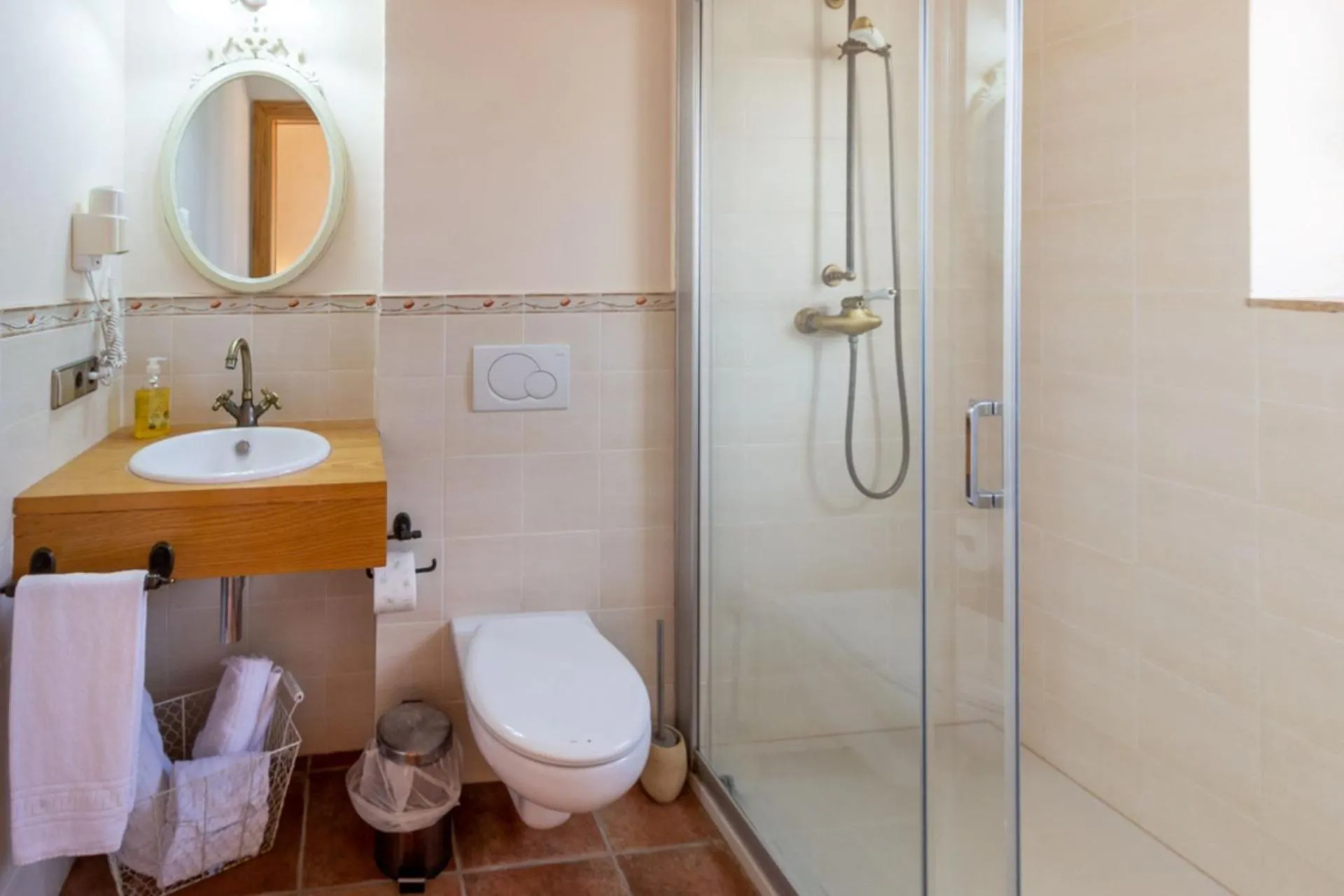 Bathroom in Casa Rural Can Ginesta
