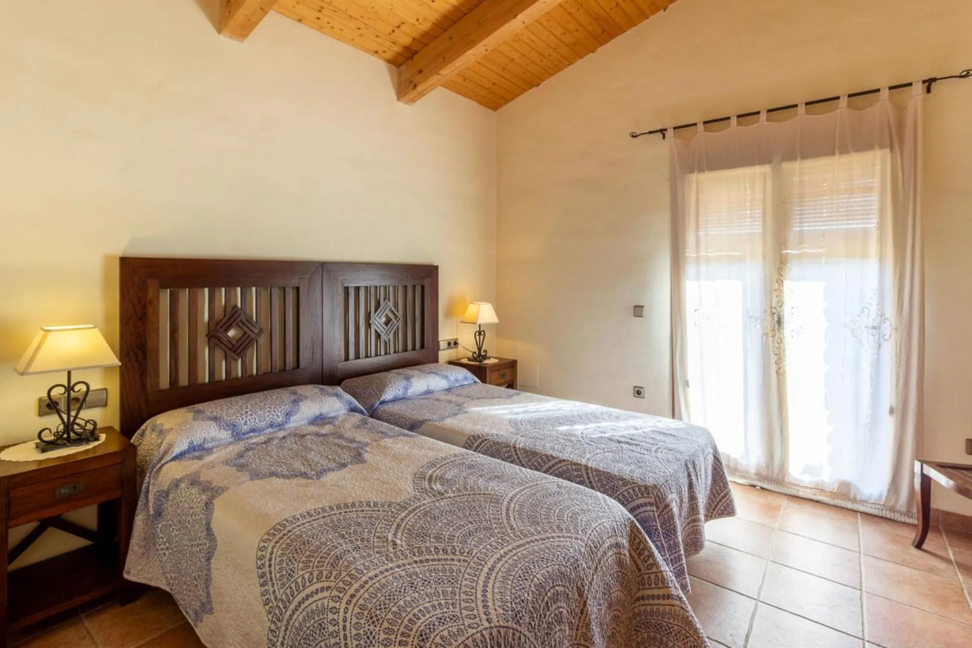 Bedroom, Bed in Casa Rural Can Ginesta