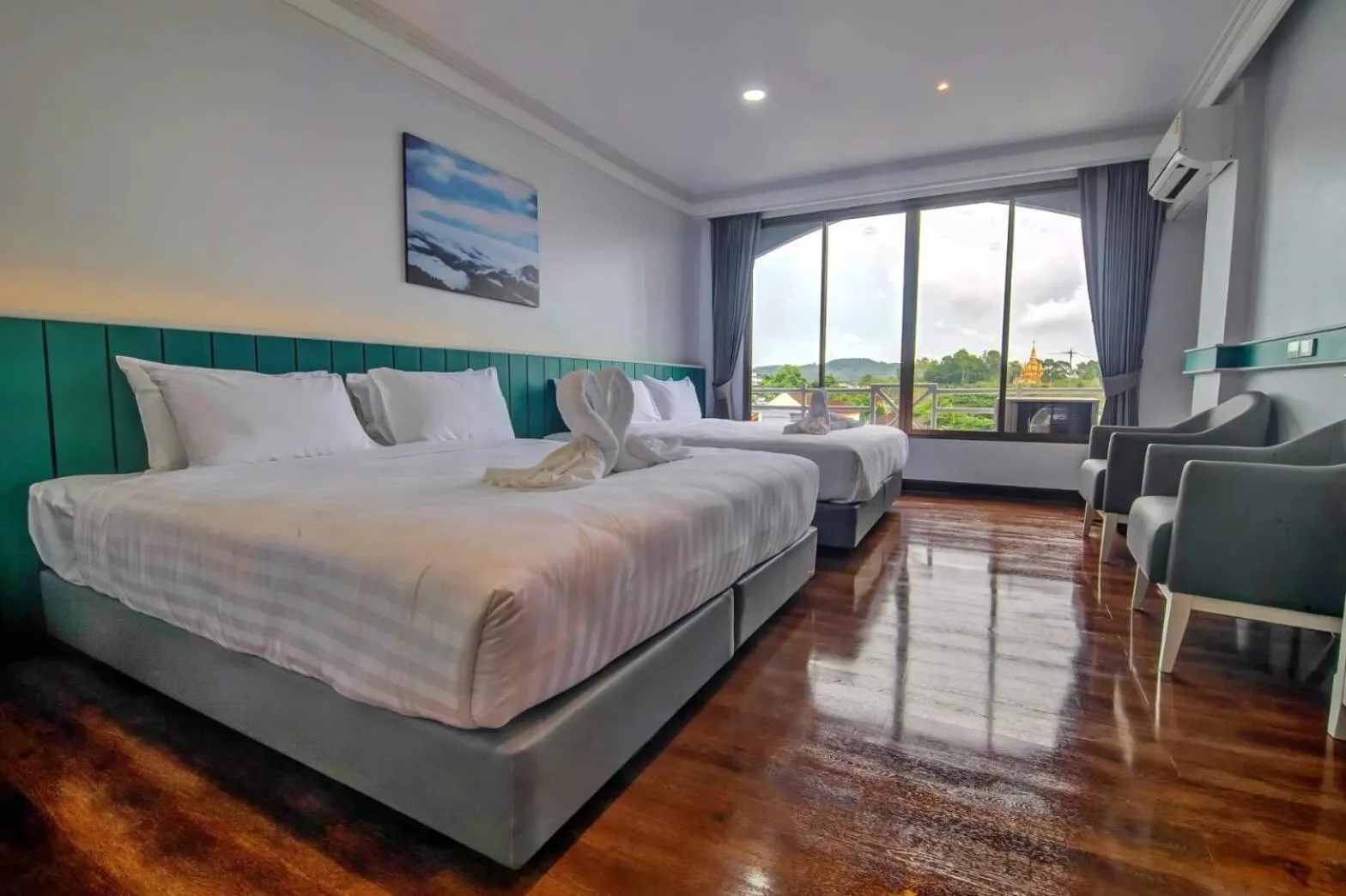 Photo of the whole room, Bed in Grandview Landmark Betong Hotel