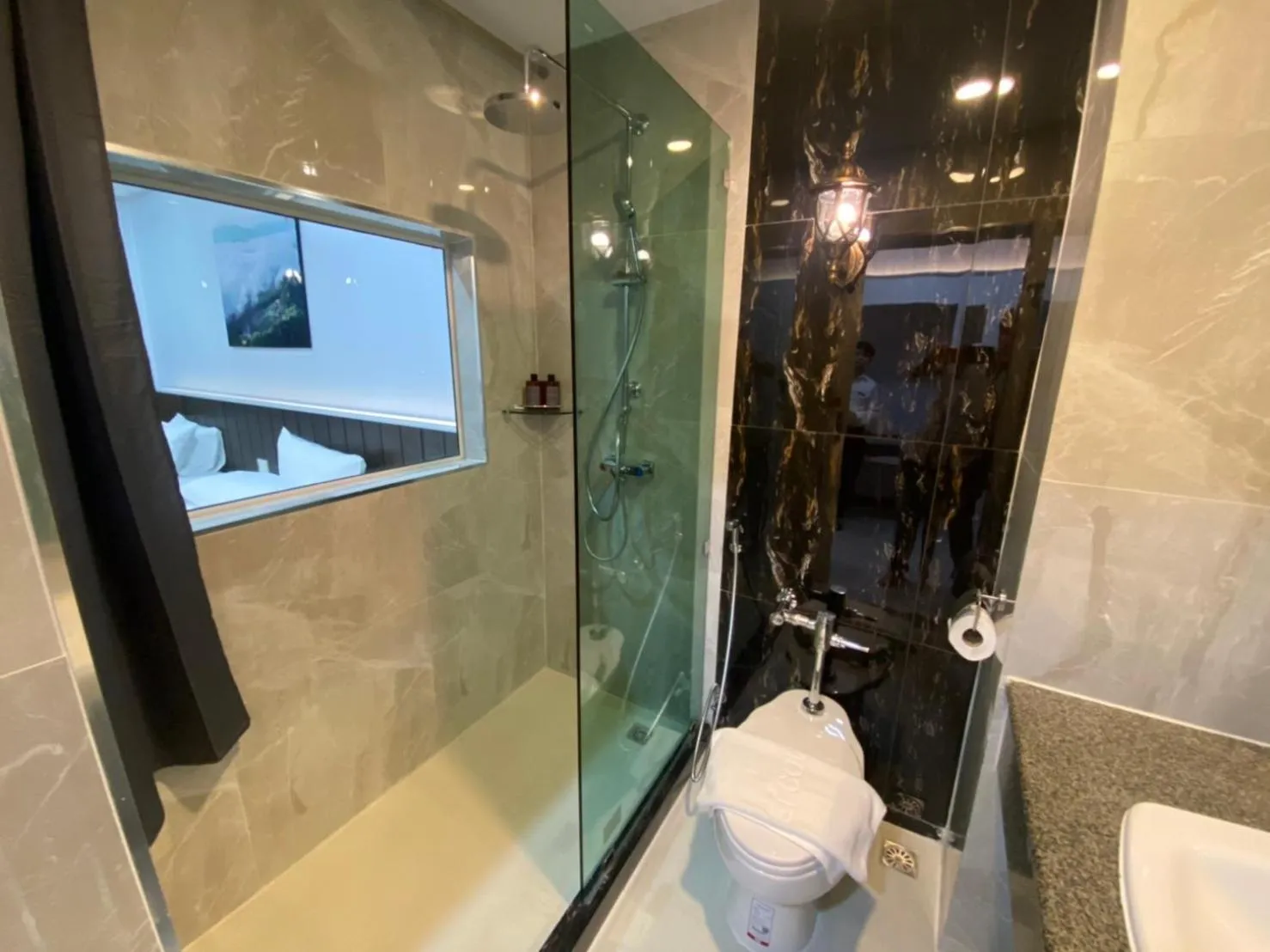 Bathroom in Grandview Landmark Betong Hotel