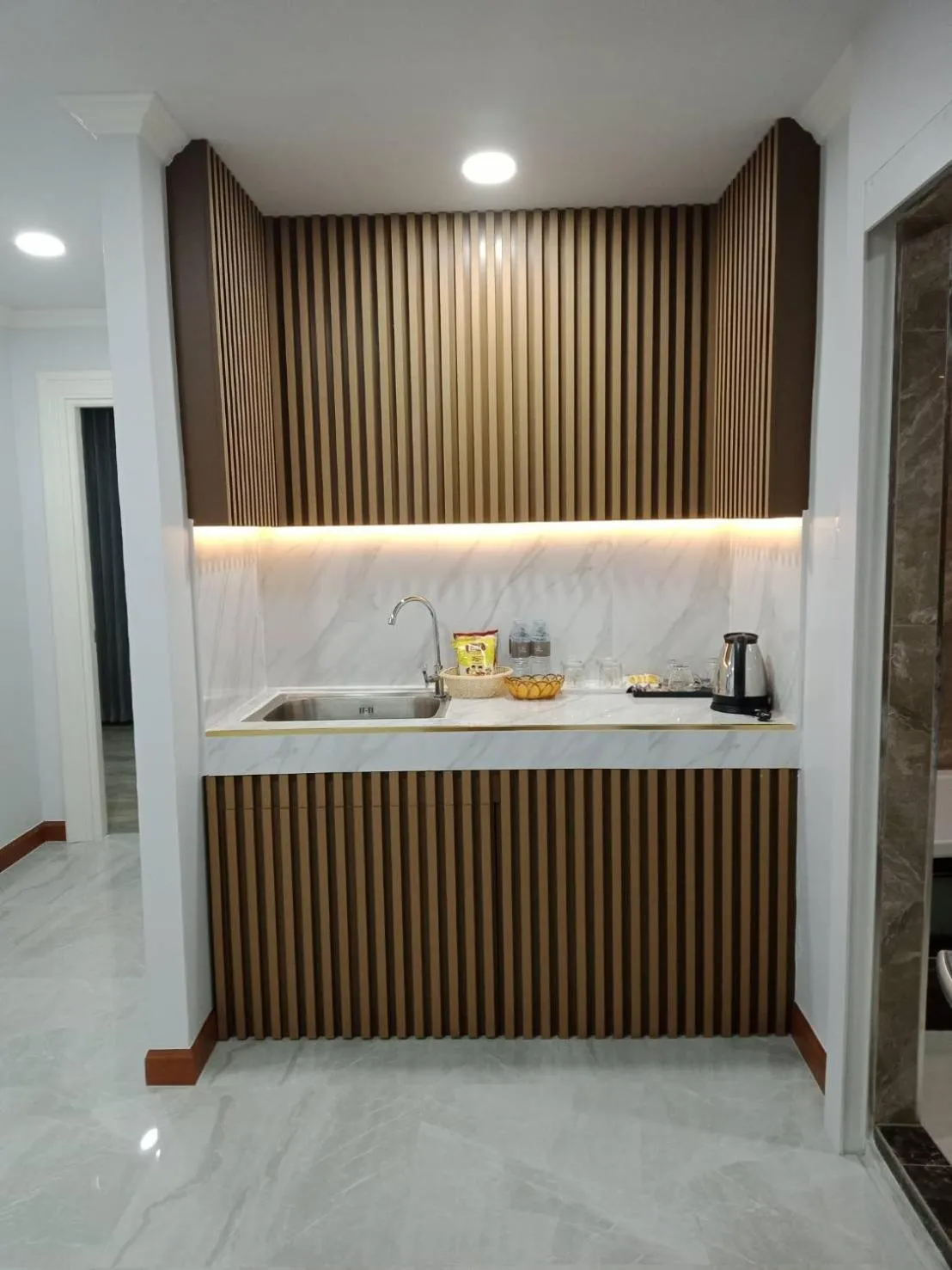 Coffee/tea facilities in Grandview Landmark Betong Hotel