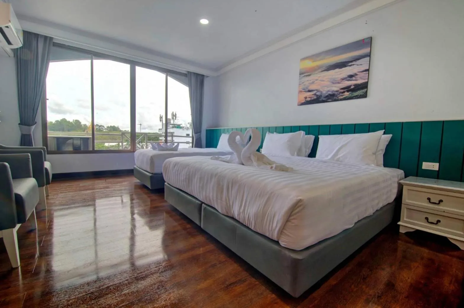 Photo of the whole room, Bed in Grandview Landmark Betong Hotel