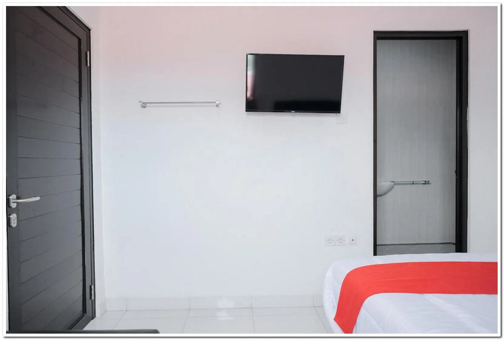 Bedroom in RedDoorz near Kota Tua 2