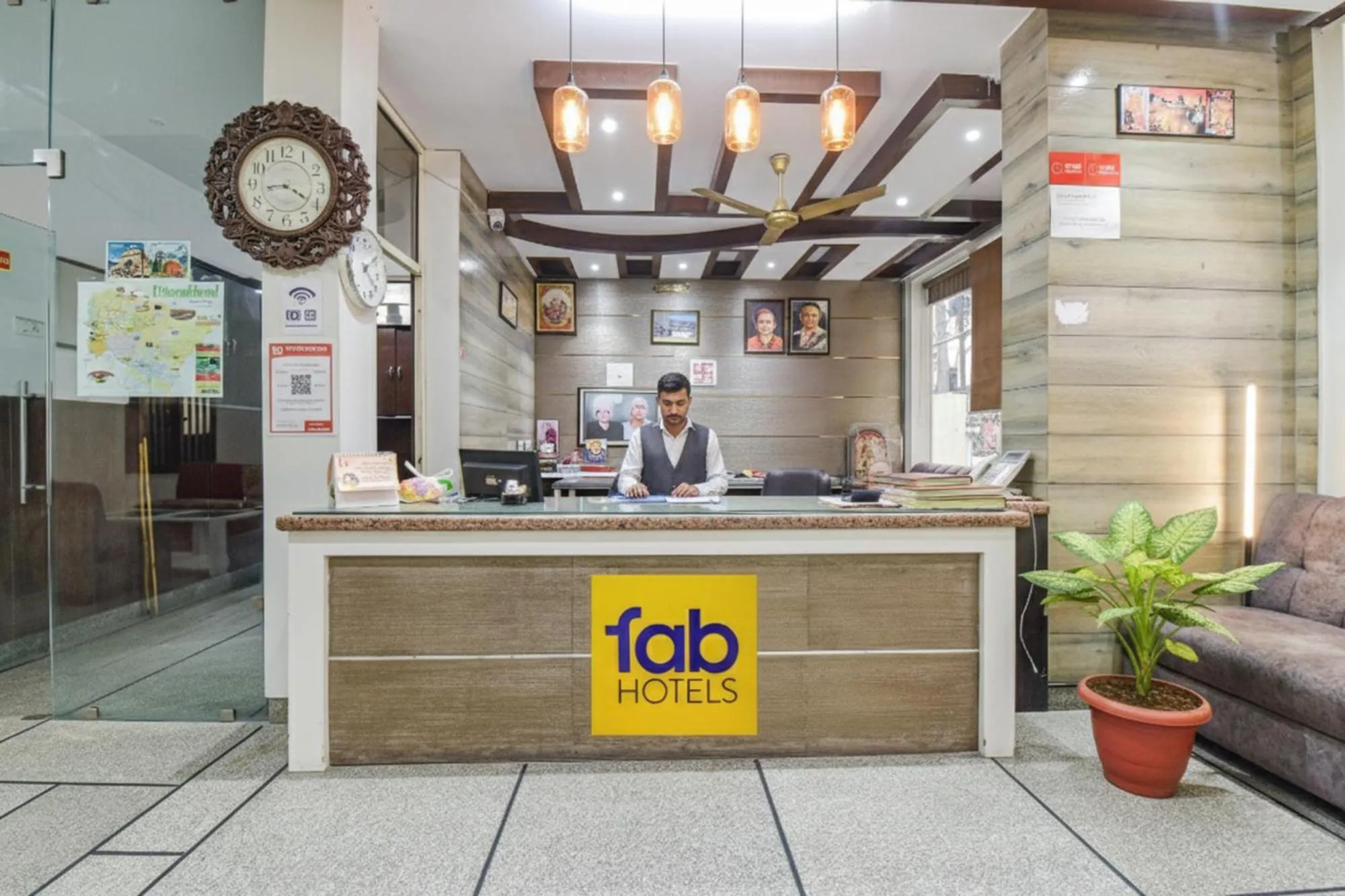 Lobby or reception in FabHotel Prem Bihari