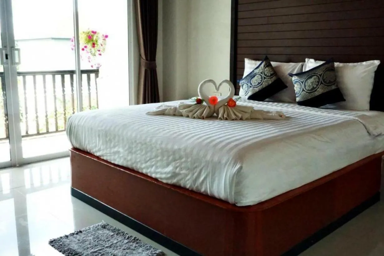 Bed in Vivi Boutique Room Hotel SHA Plus