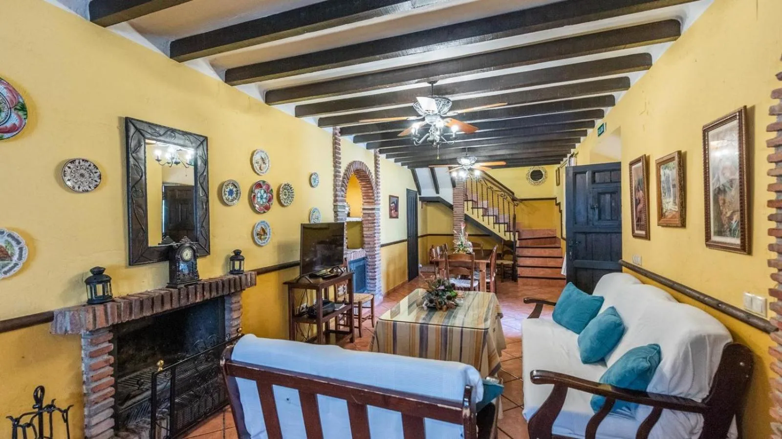 Living room in Villa Lagar Martinez Malaga by Ruralidays
