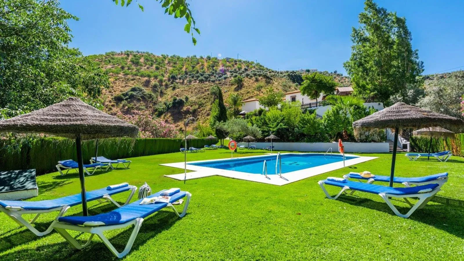 Swimming pool in Villa Lagar Martinez Malaga by Ruralidays