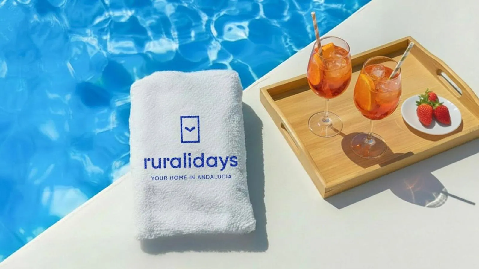 Swimming pool in Villa Lagar Martinez Malaga by Ruralidays