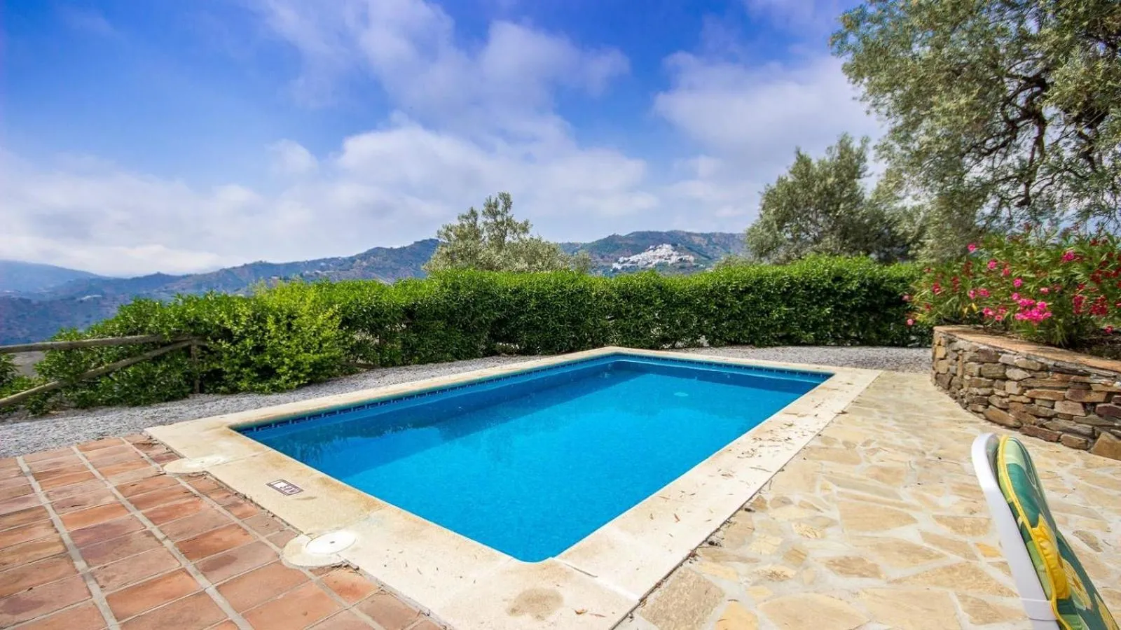 Swimming pool in Villa La Frasca Competa by Ruralidays