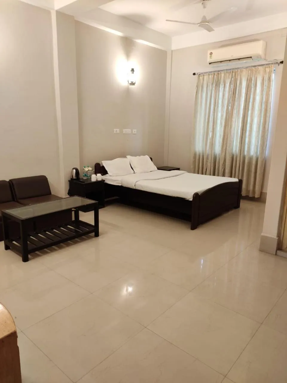 Bedroom, Bed in Lake Side Resort Neermahal