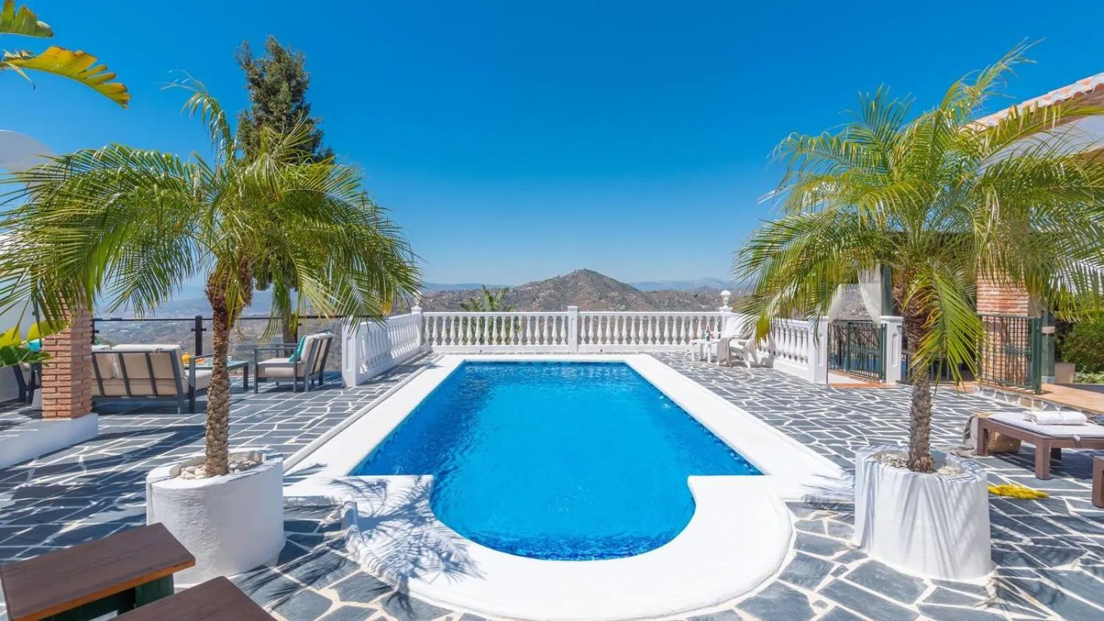 Swimming pool in Casa Paraiso Tropical Torrox by Ruralidays