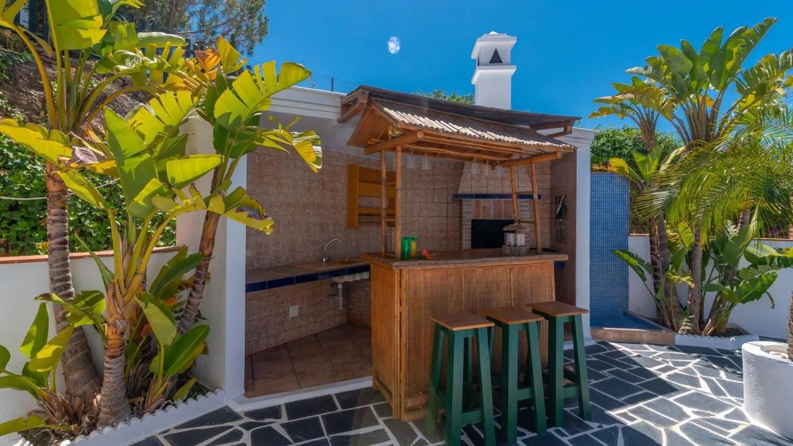 BBQ facilities in Casa Paraiso Tropical Torrox by Ruralidays
