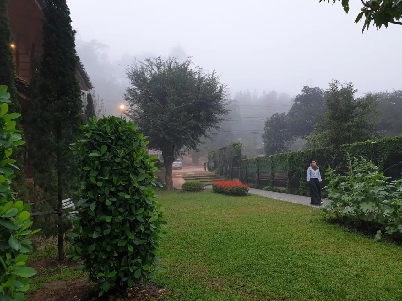 Day in Sang Poy Cottage