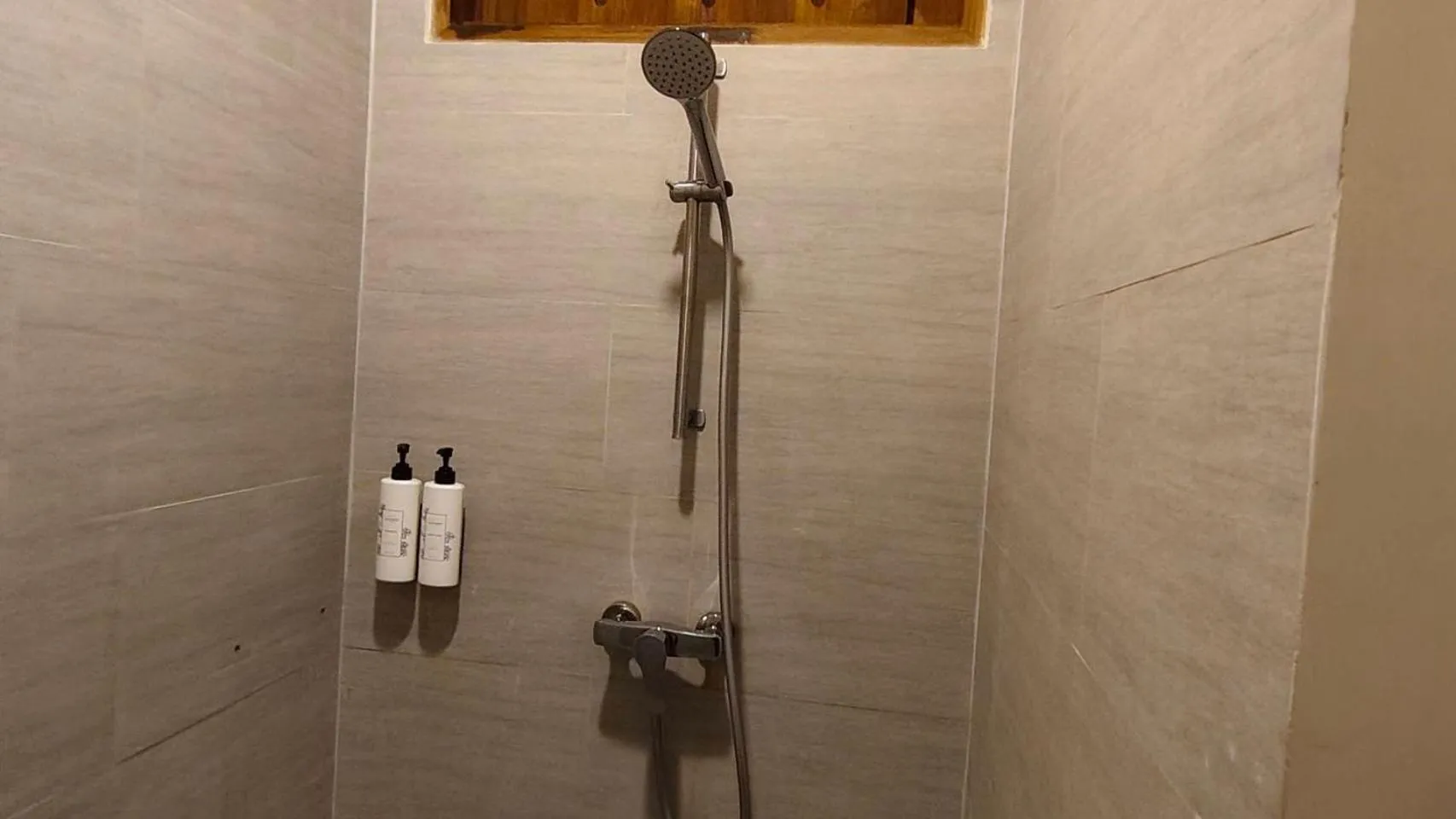 Bathroom in Sang Poy Cottage