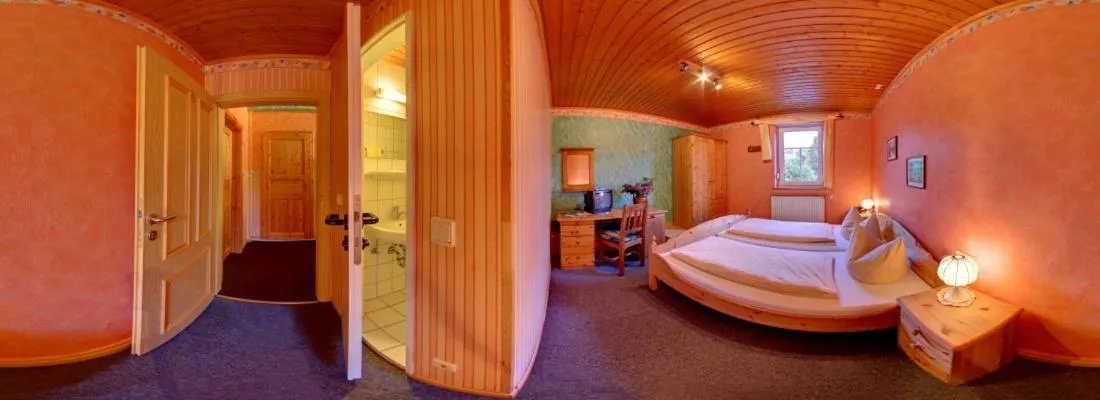 Bed in Gemündener Hof