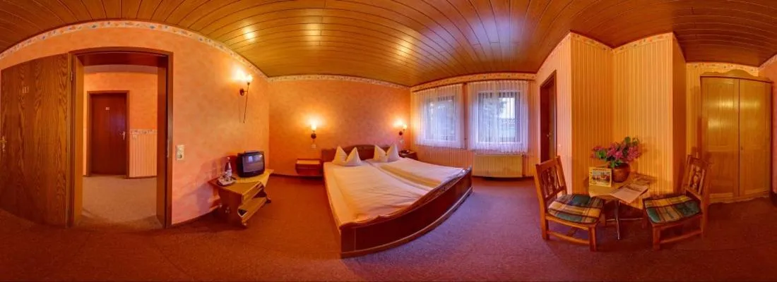 Bed in Gemündener Hof