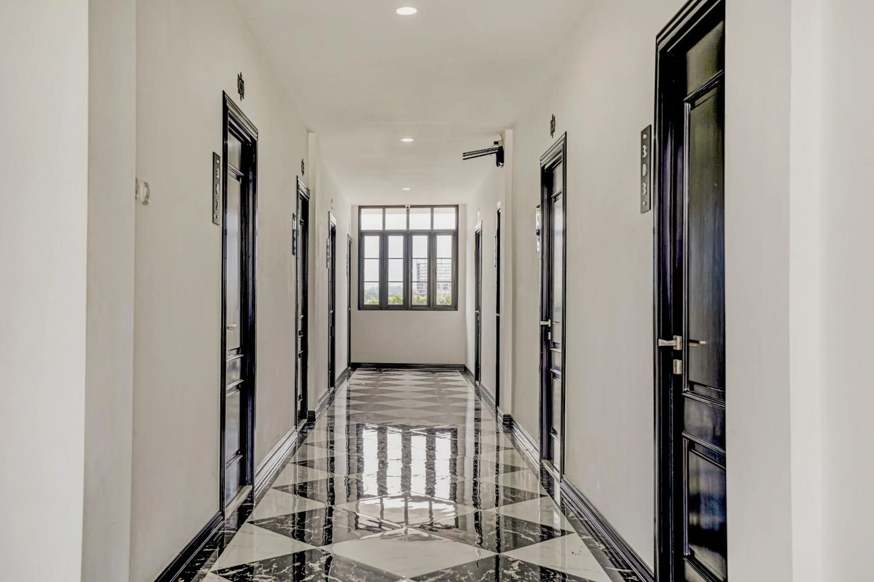 Lobby or reception in OYO Capital O 90164 La'rissa Residence