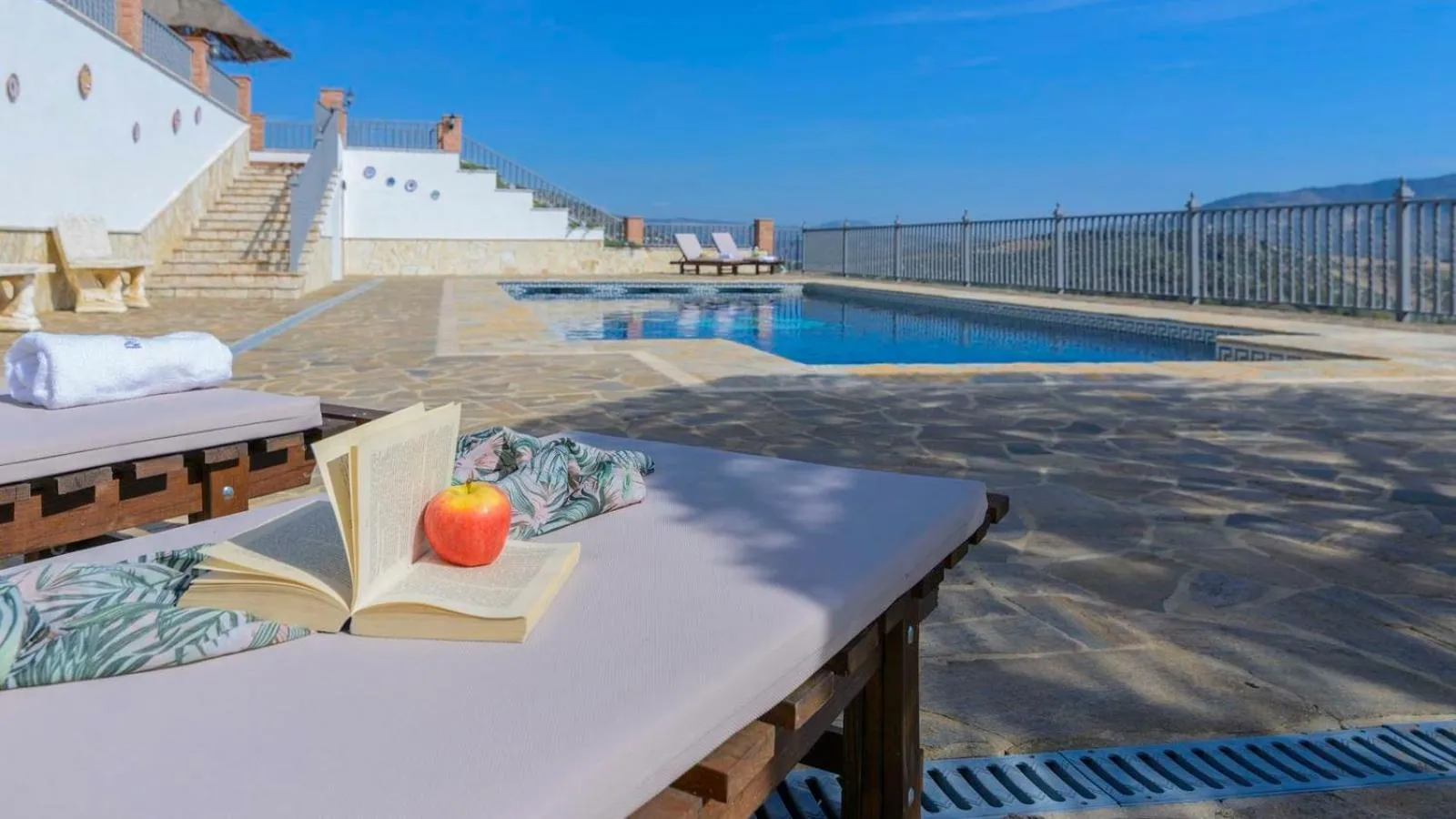 Swimming pool in Casa El Mirador Iznajar by Ruralidays