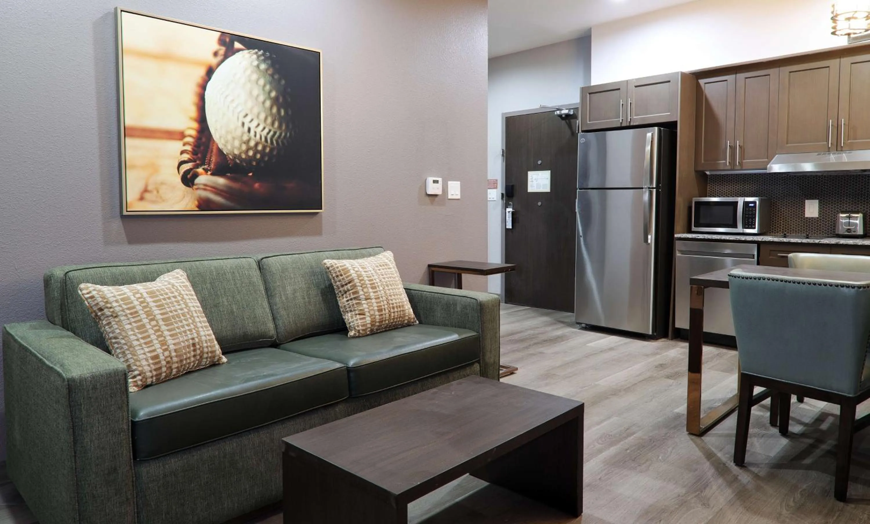 Photo of the whole room in Hotel Manhattan, BW Signature Collection