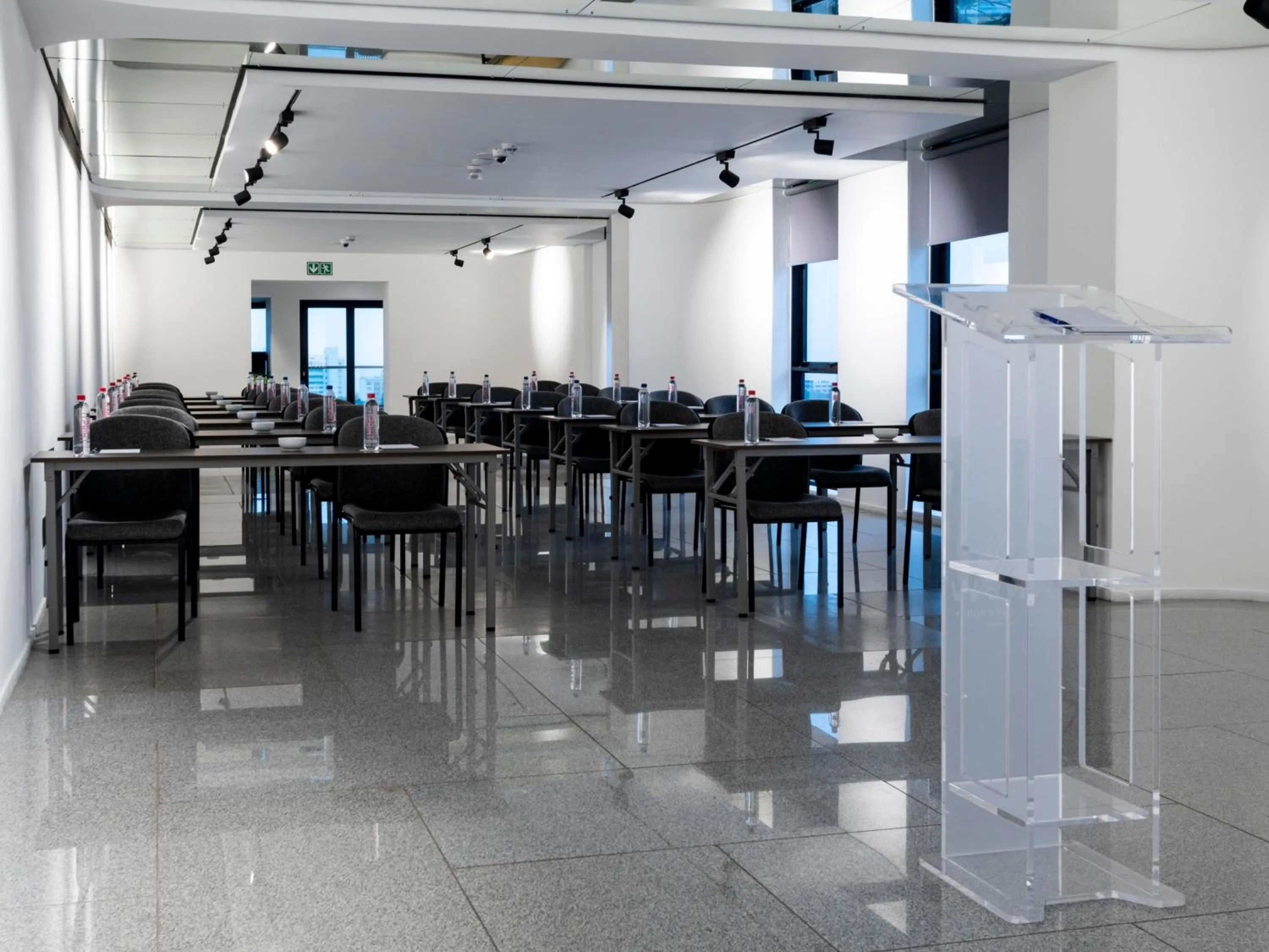 Meeting/conference room in ANEW Hotel Green Point Cape Town