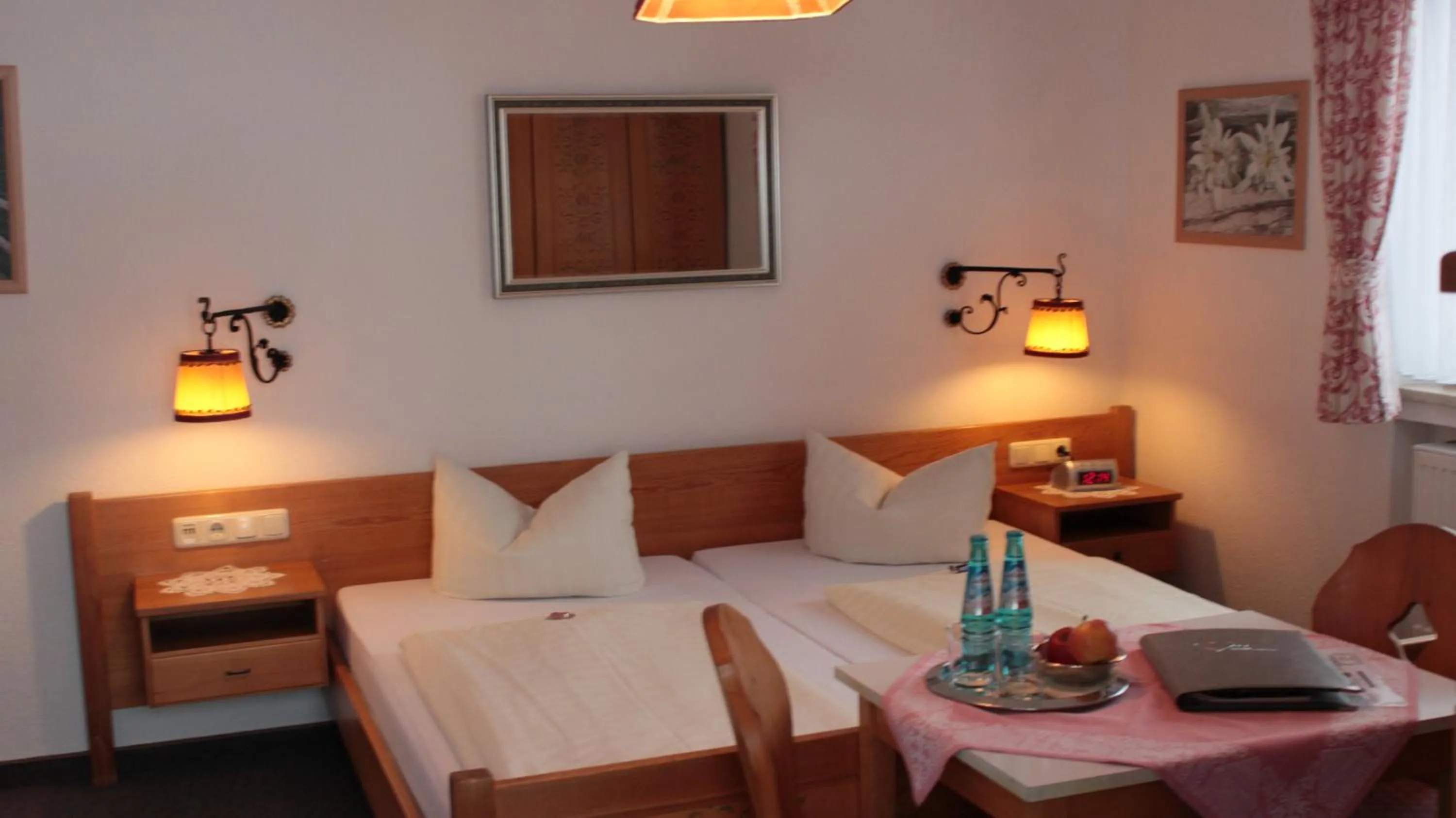 Photo of the whole room in Haus Florian