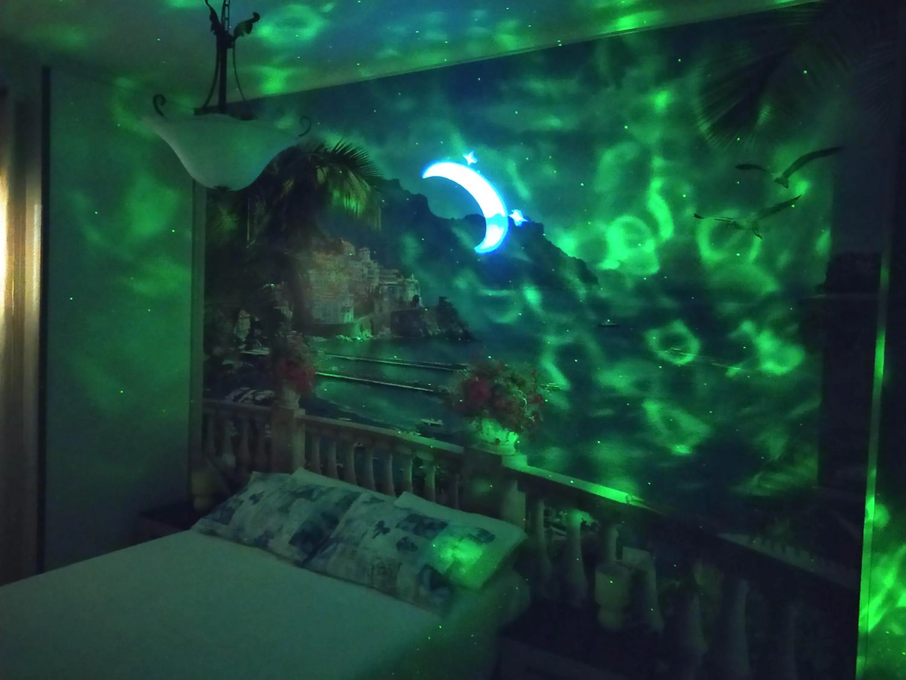 Evening entertainment, Bed in Altea Royale