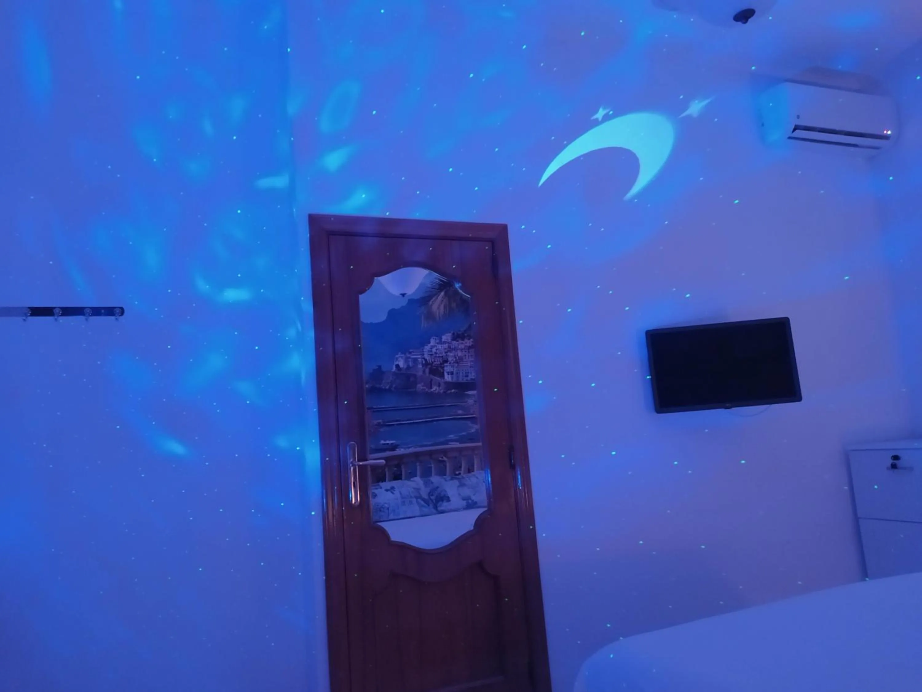 TV and multimedia, Bed in Altea Royale