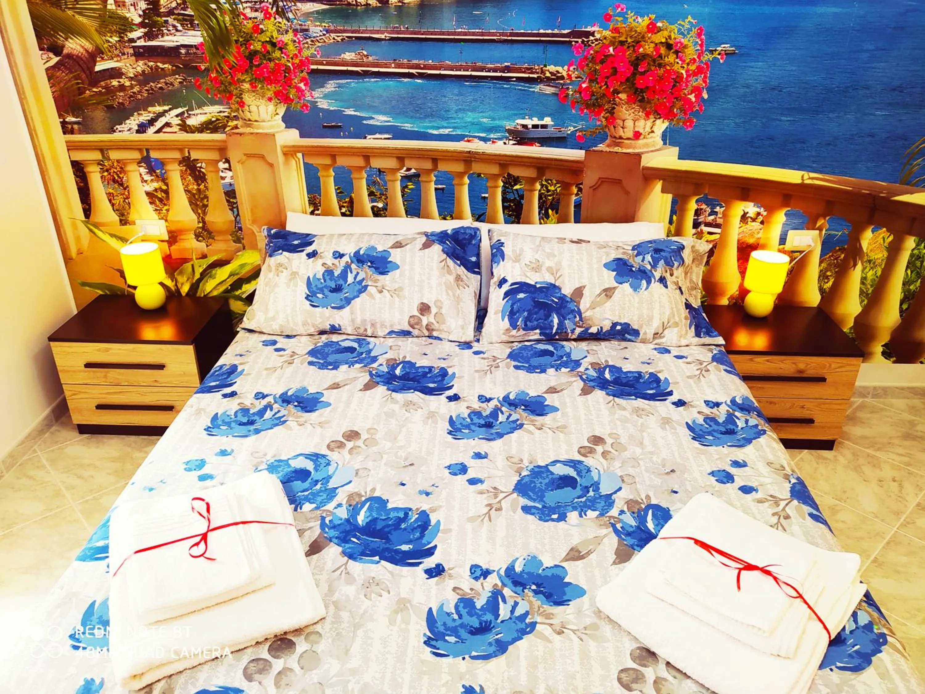 Photo of the whole room, Bed in Altea Royale