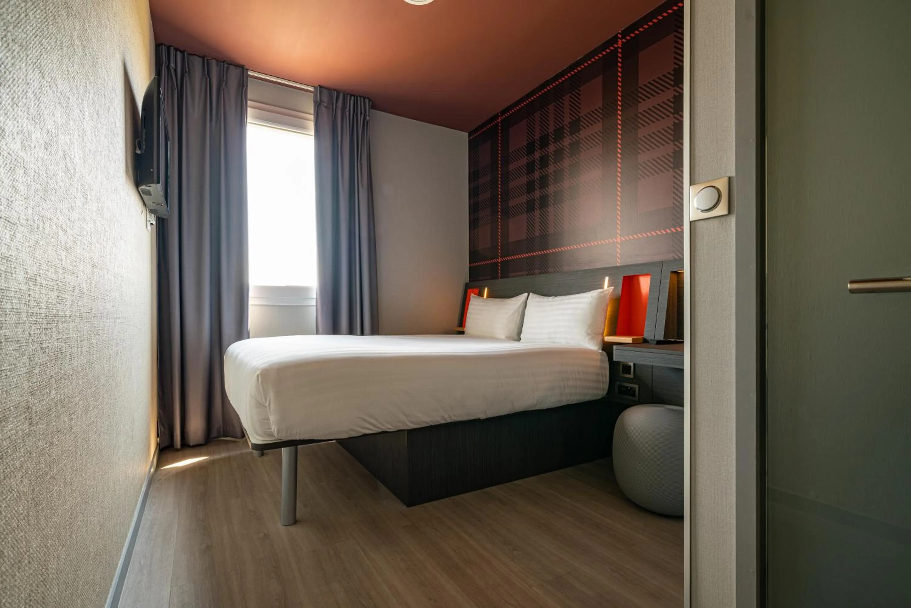 Bed in easyHotel Paris Charles de Gaulle Villepinte