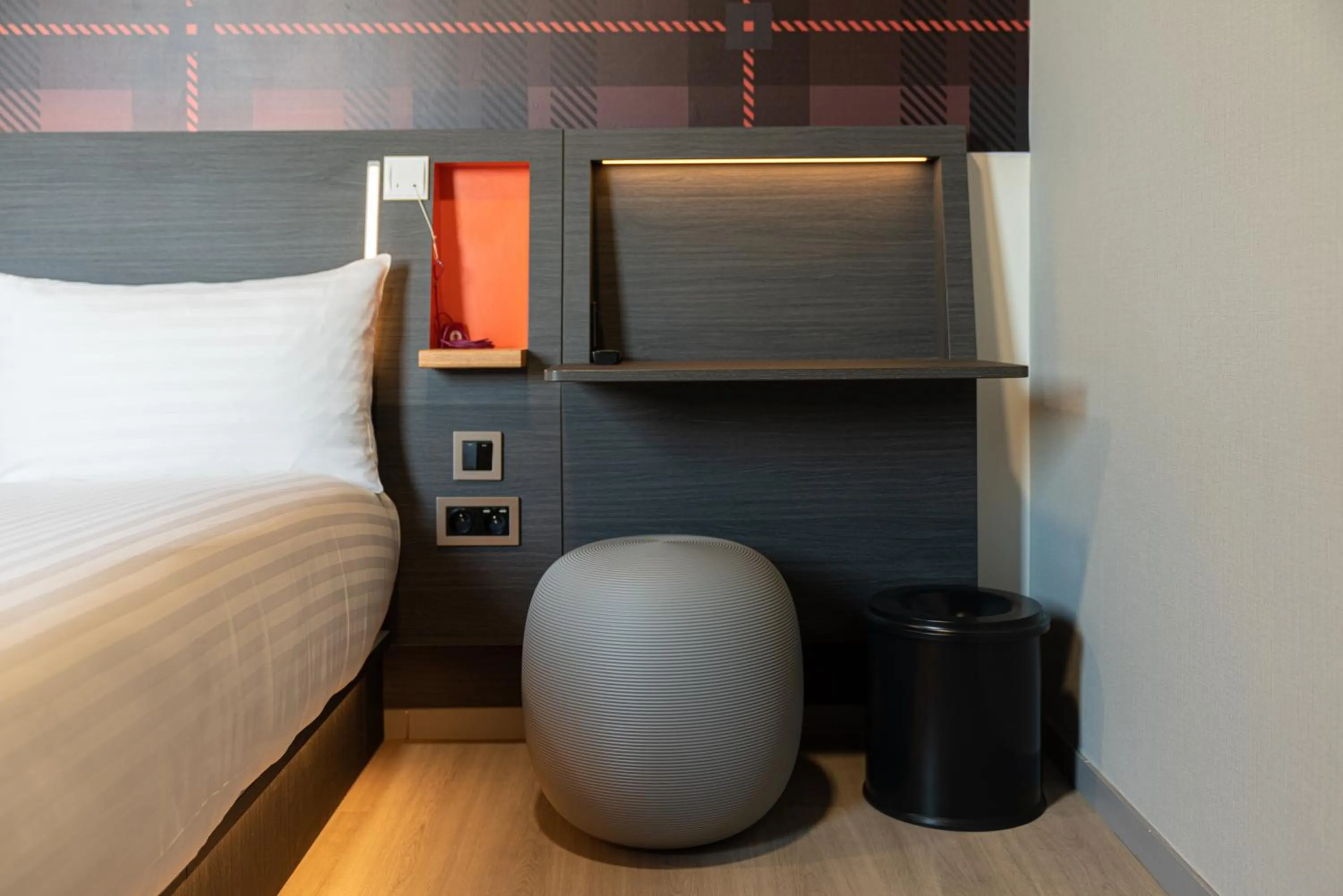 Bed in easyHotel Paris Charles de Gaulle Villepinte