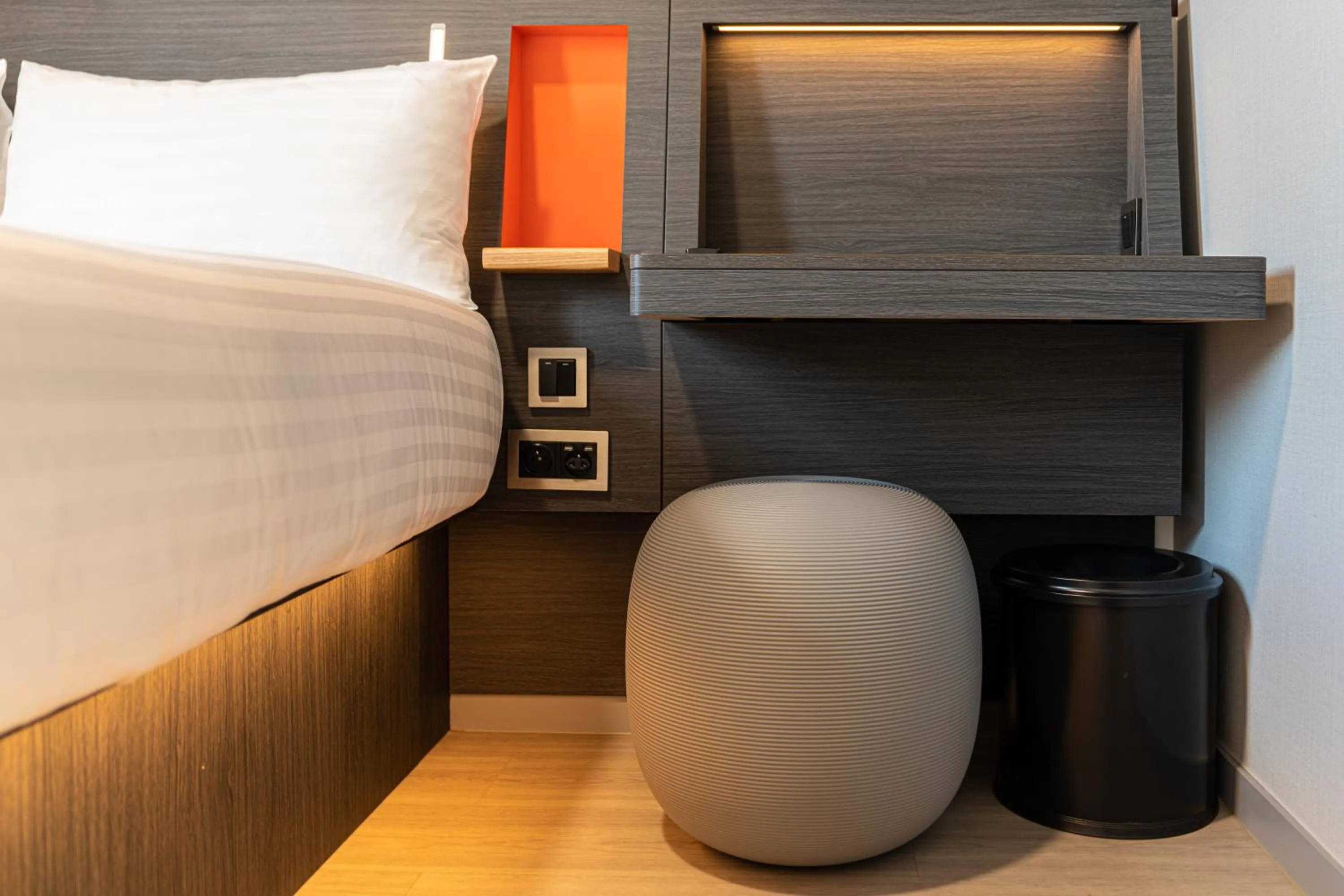 Bed in easyHotel Paris Charles de Gaulle Villepinte