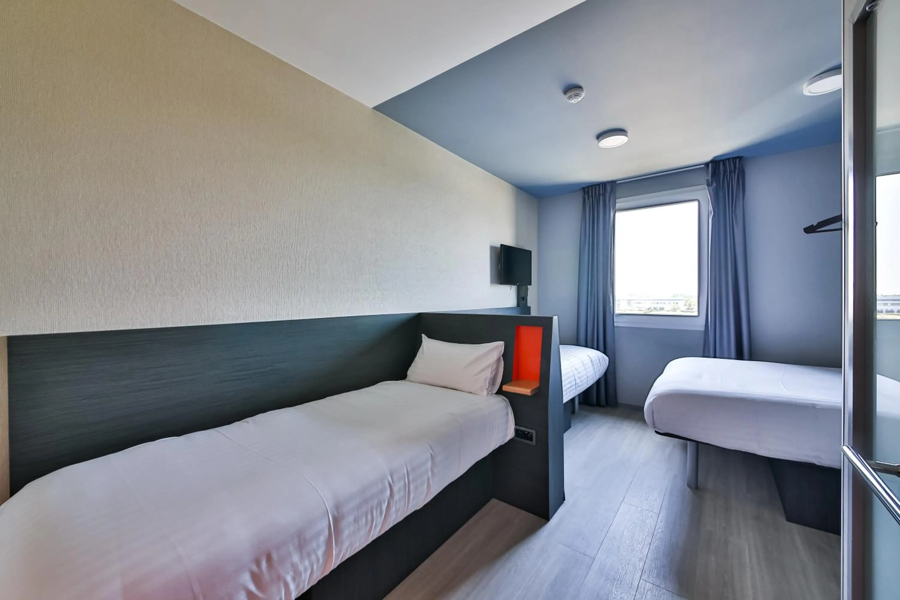 Bed in easyHotel Paris Charles de Gaulle Villepinte