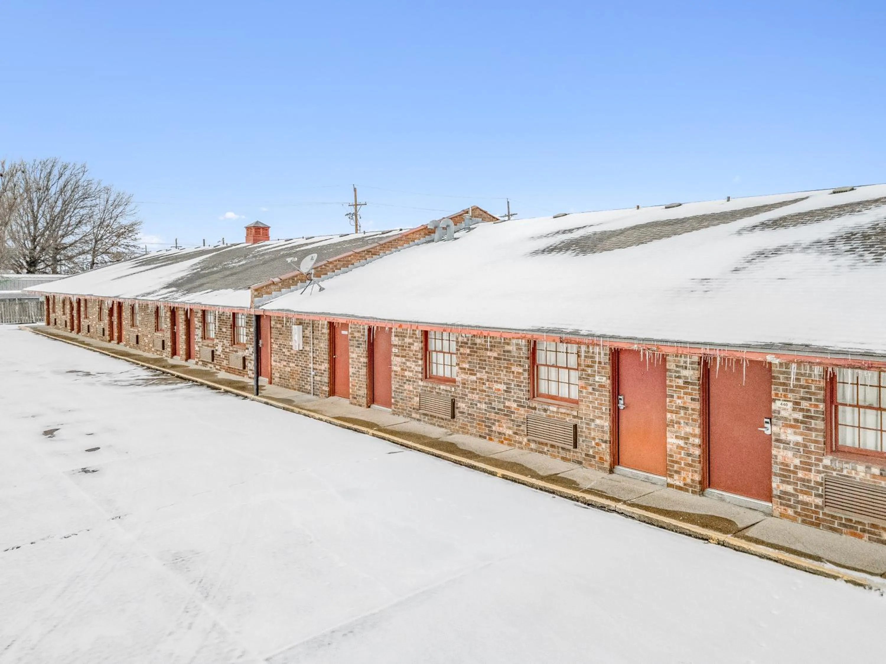 Eleven Boutique Hotel LLC