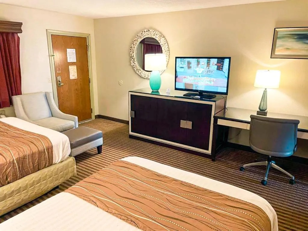 Bed in Eleven Boutique Hotel LLC