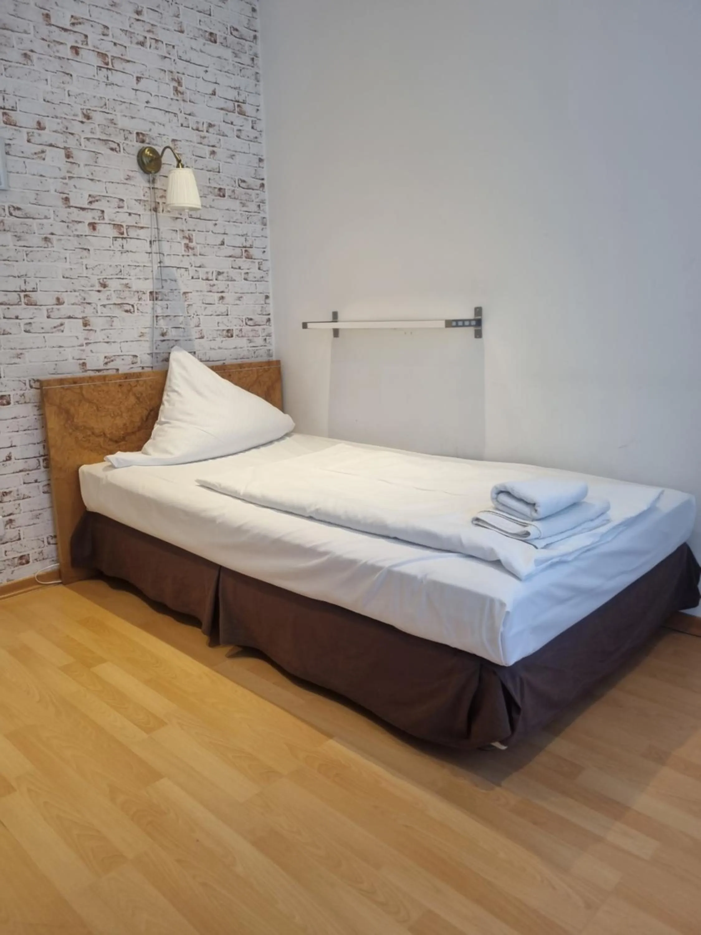 Bedroom, Bed in Erlanger Hof