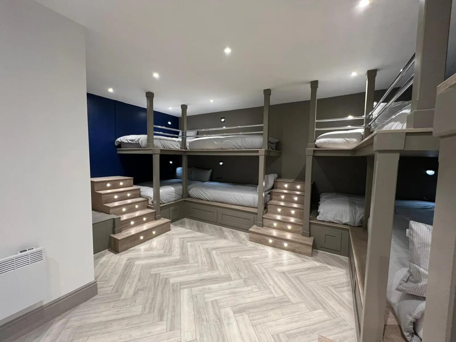 Bed in Eleanor Rigby apts Stanley Street