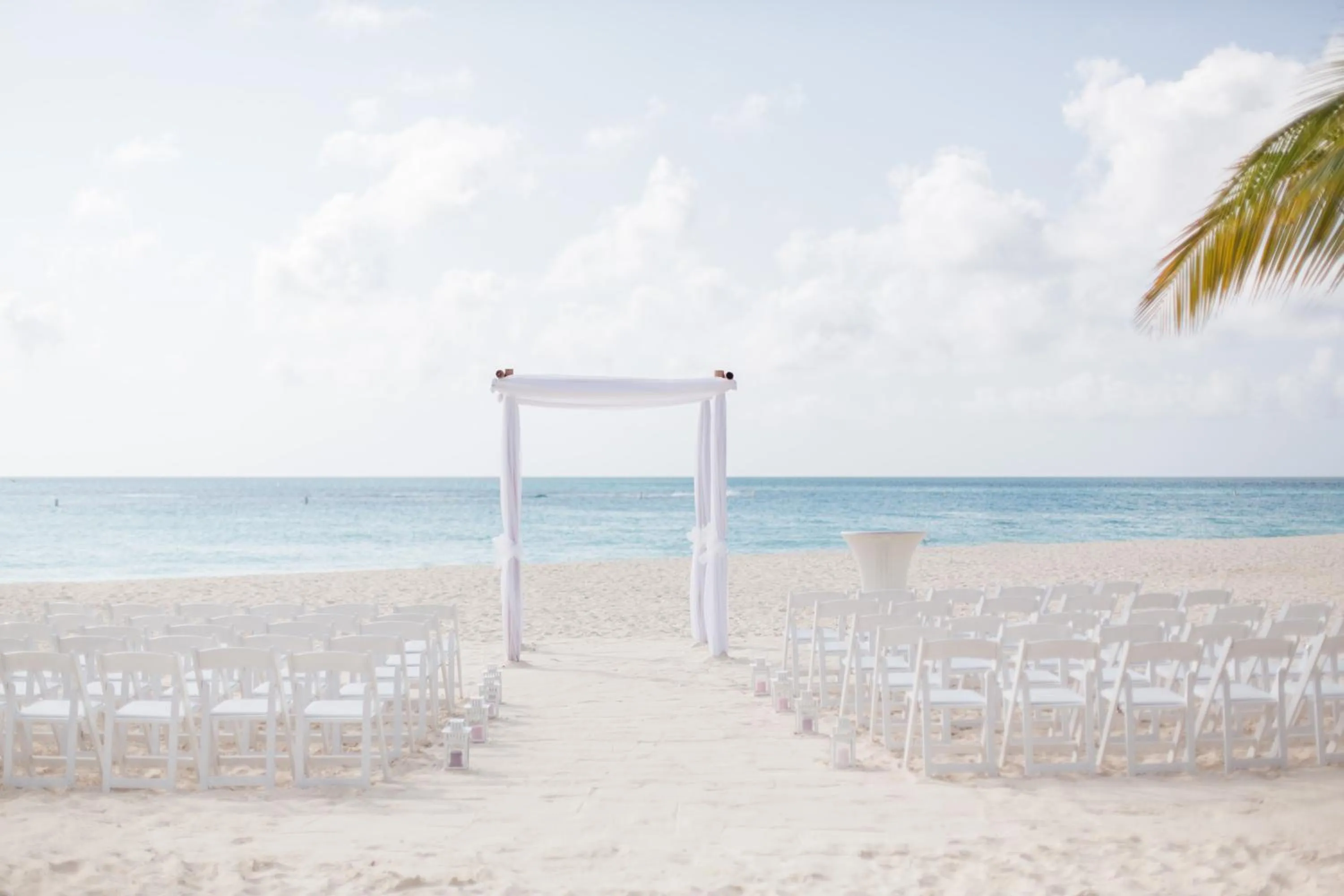 wedding in Manchebo Beach Resort and Spa
