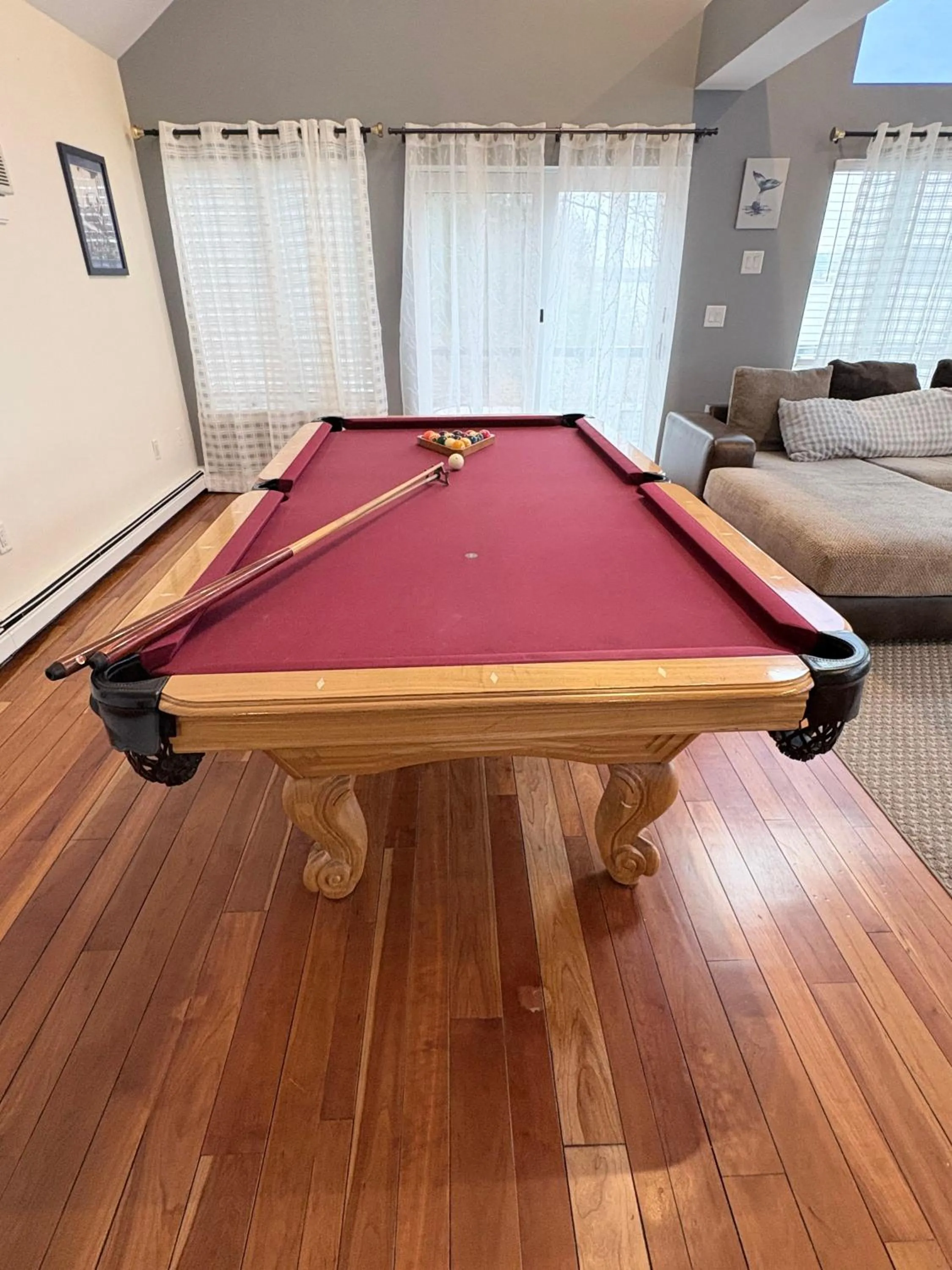 Billiard in Riverfront Home with a View!