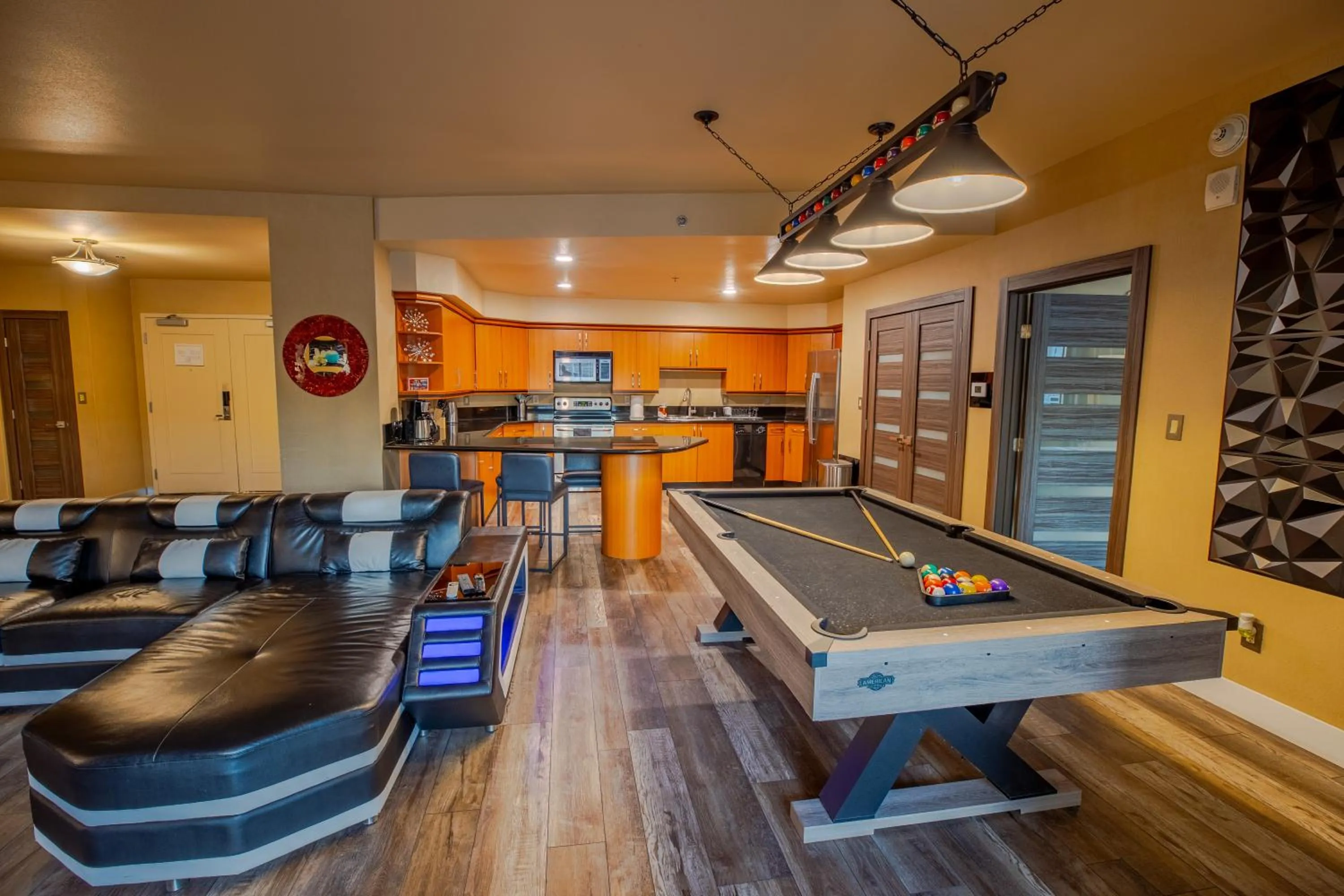 Billiard in 2100 SqFt Penthouse Suite W/ Strip Views! POOL GYM