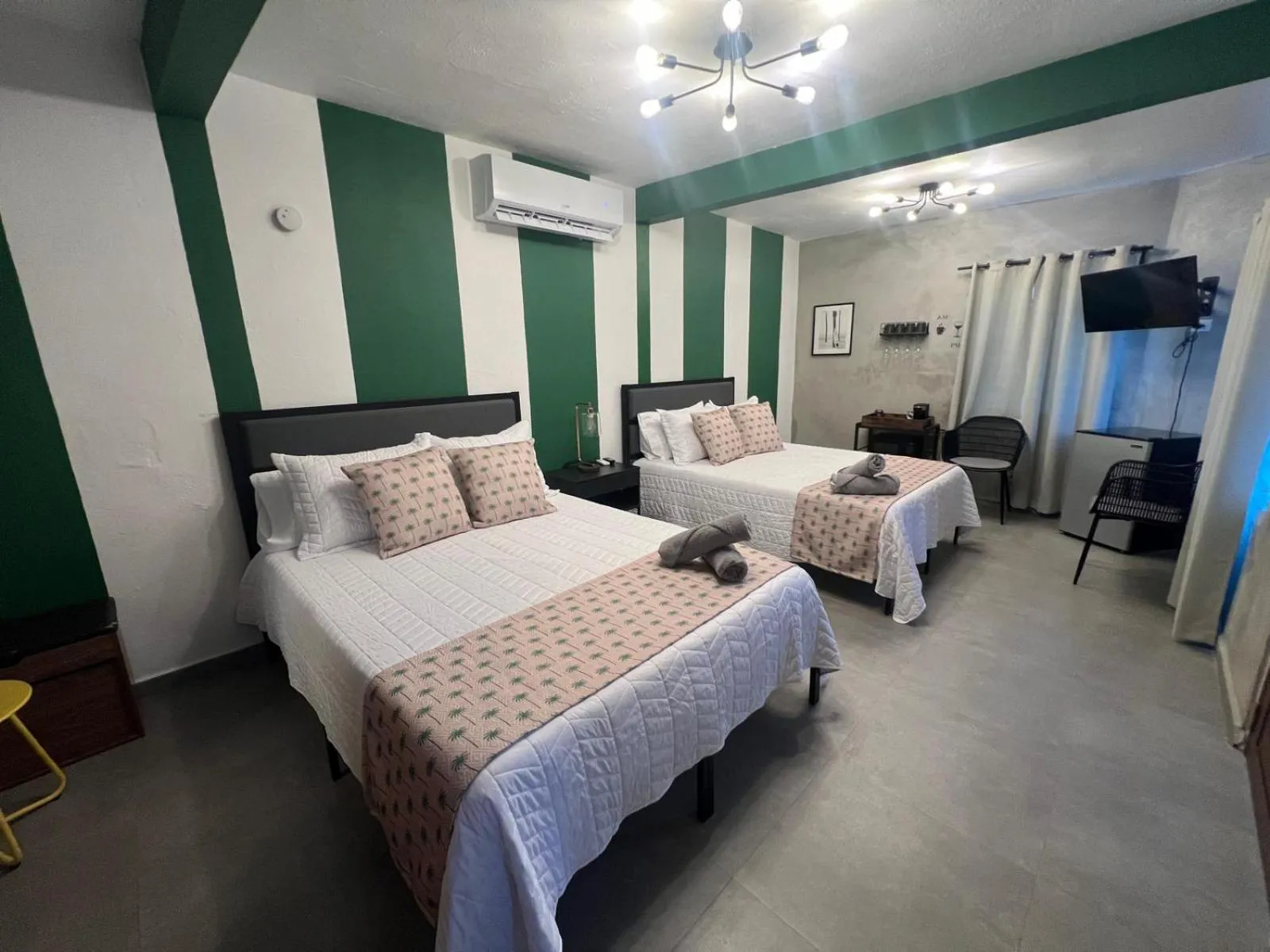 Bed in The Surfing Turtle