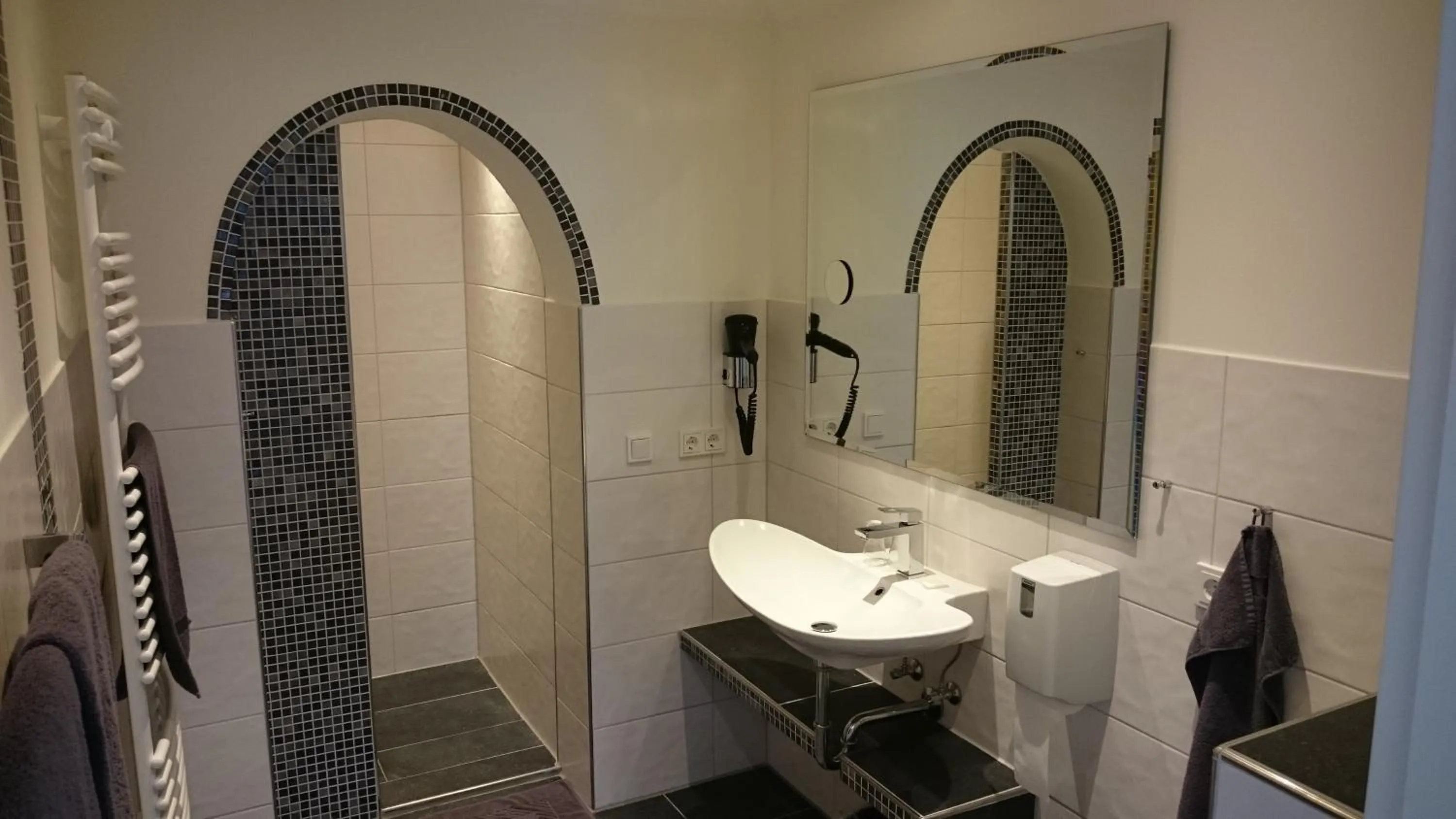 Bathroom in Haus Hohenzollern & Haus 'Ambiente