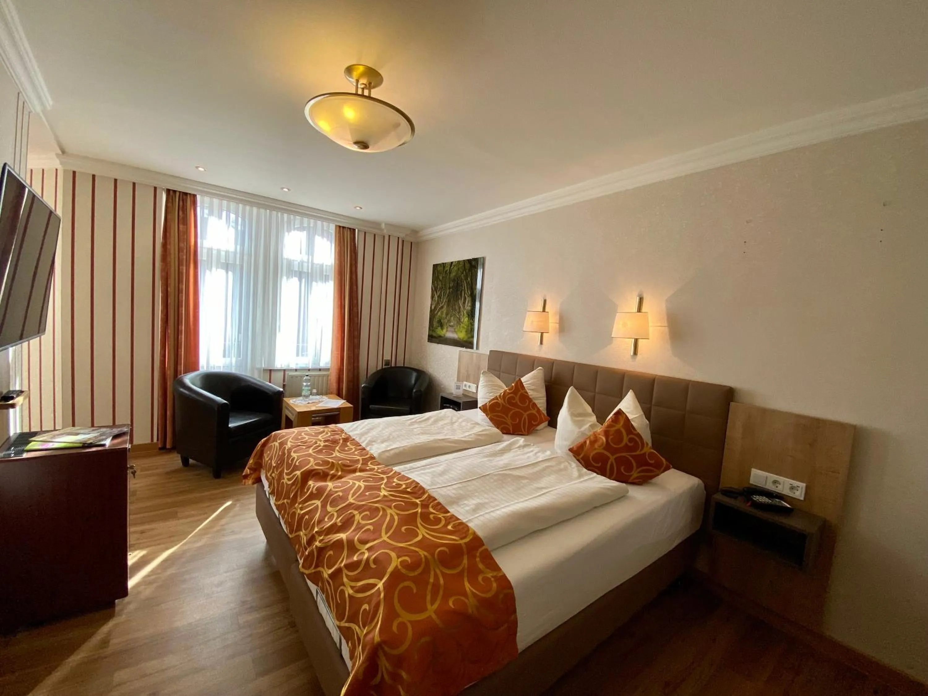 Photo of the whole room, Bed in Haus Hohenzollern & Haus 'Ambiente