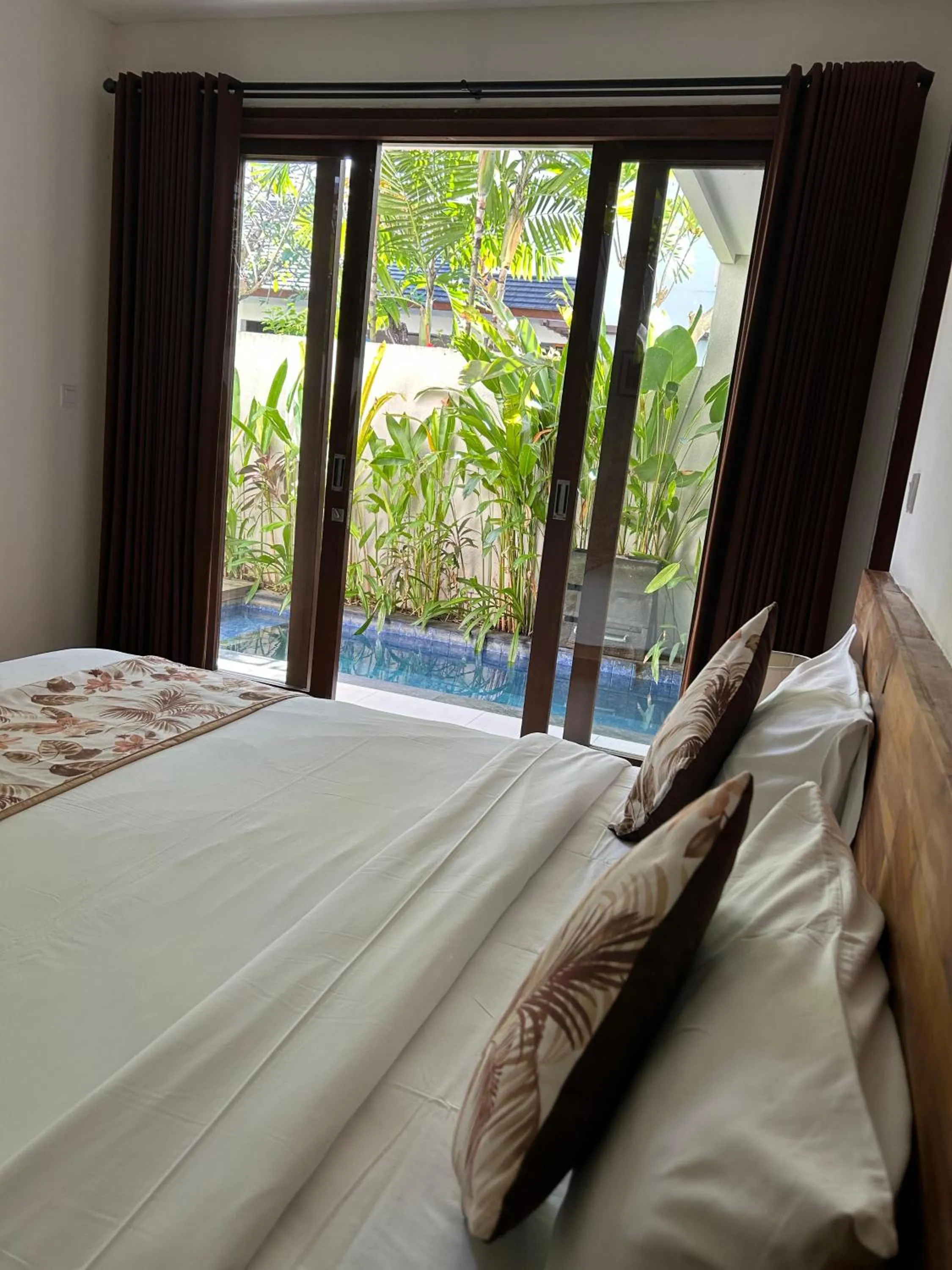 Bedroom, Bed in The Calna Villa Bali