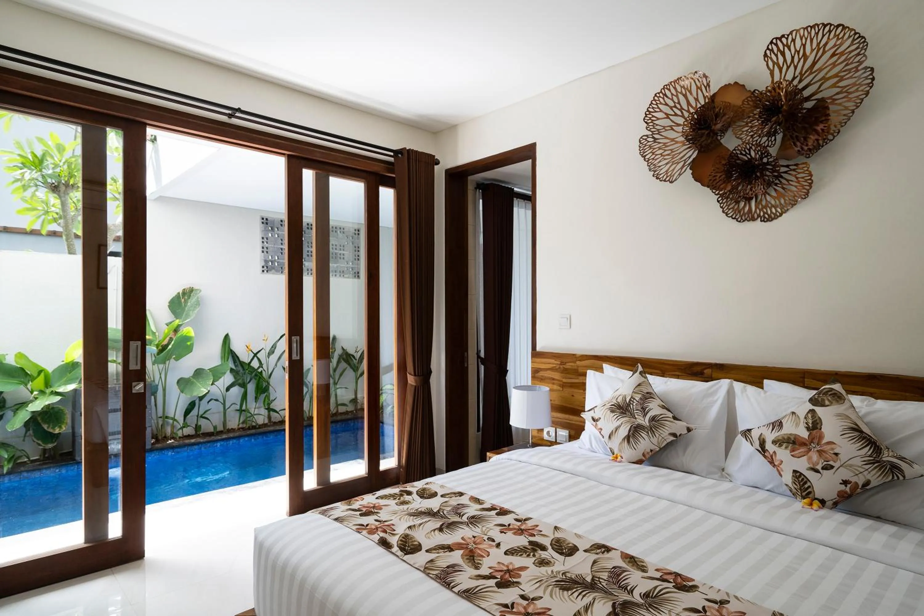 Bedroom, Bed in The Calna Villa Bali