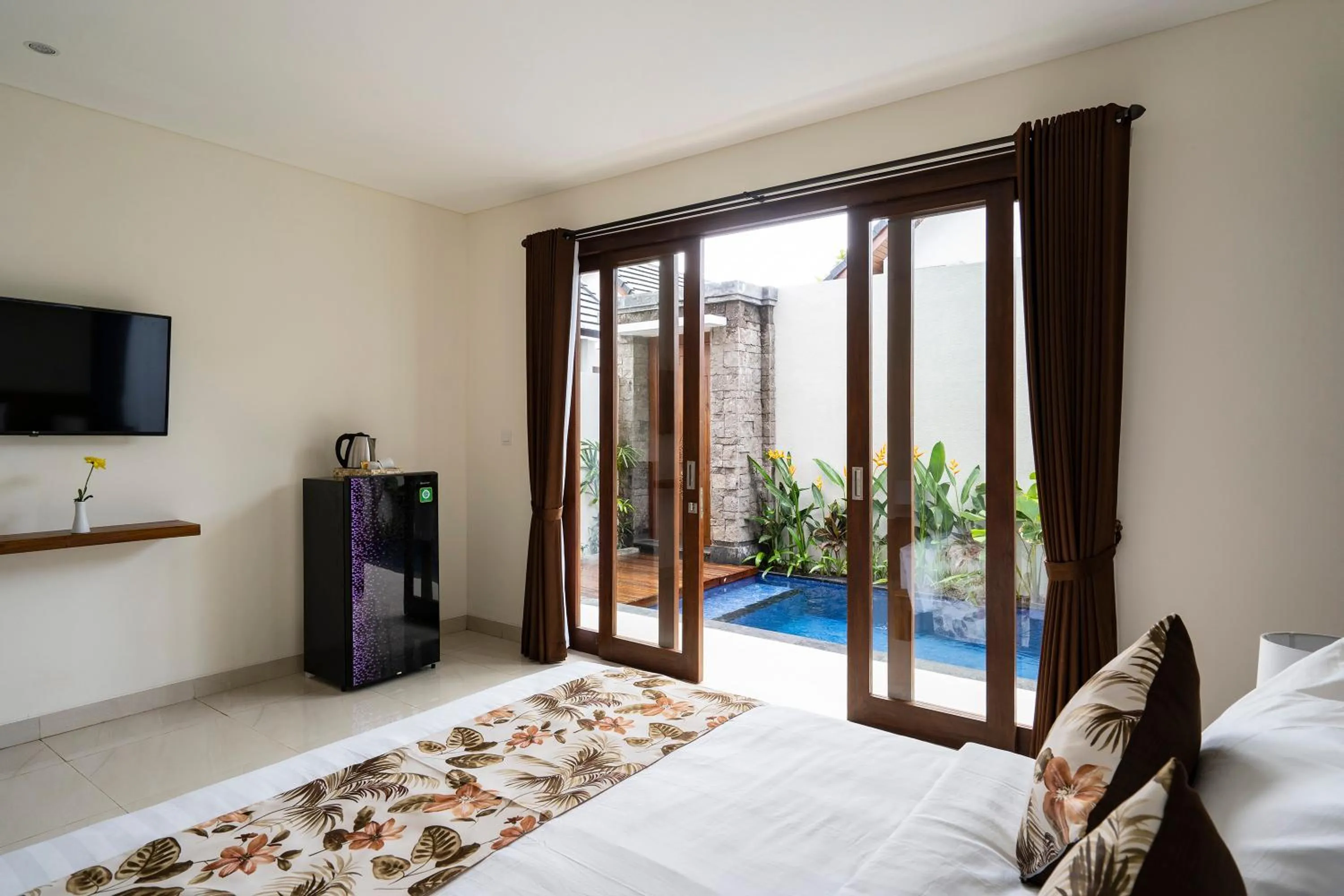 Bedroom, Bed in The Calna Villa Bali