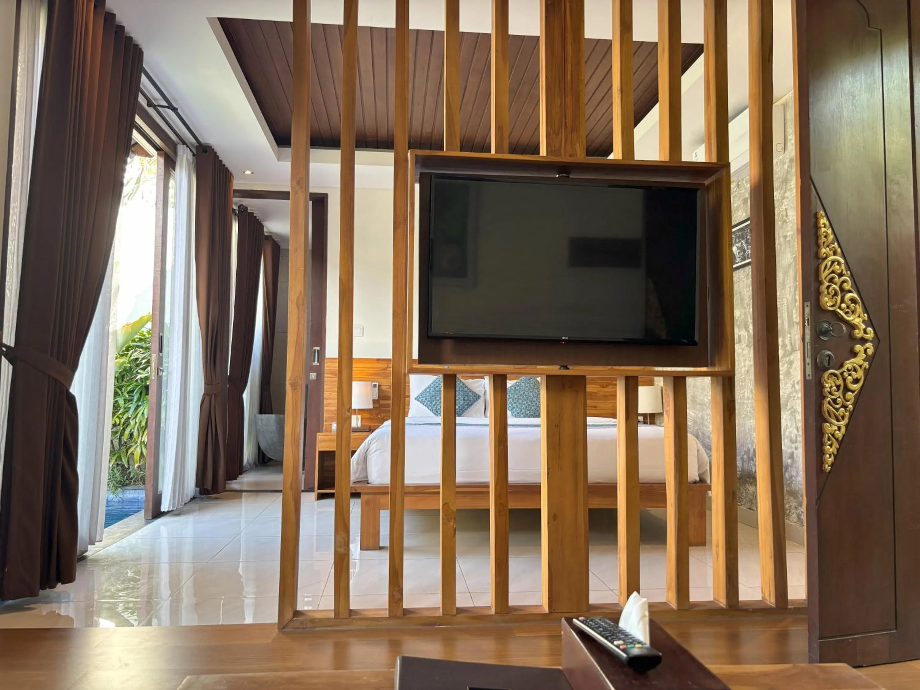 TV and multimedia, Bed in The Calna Villa Bali